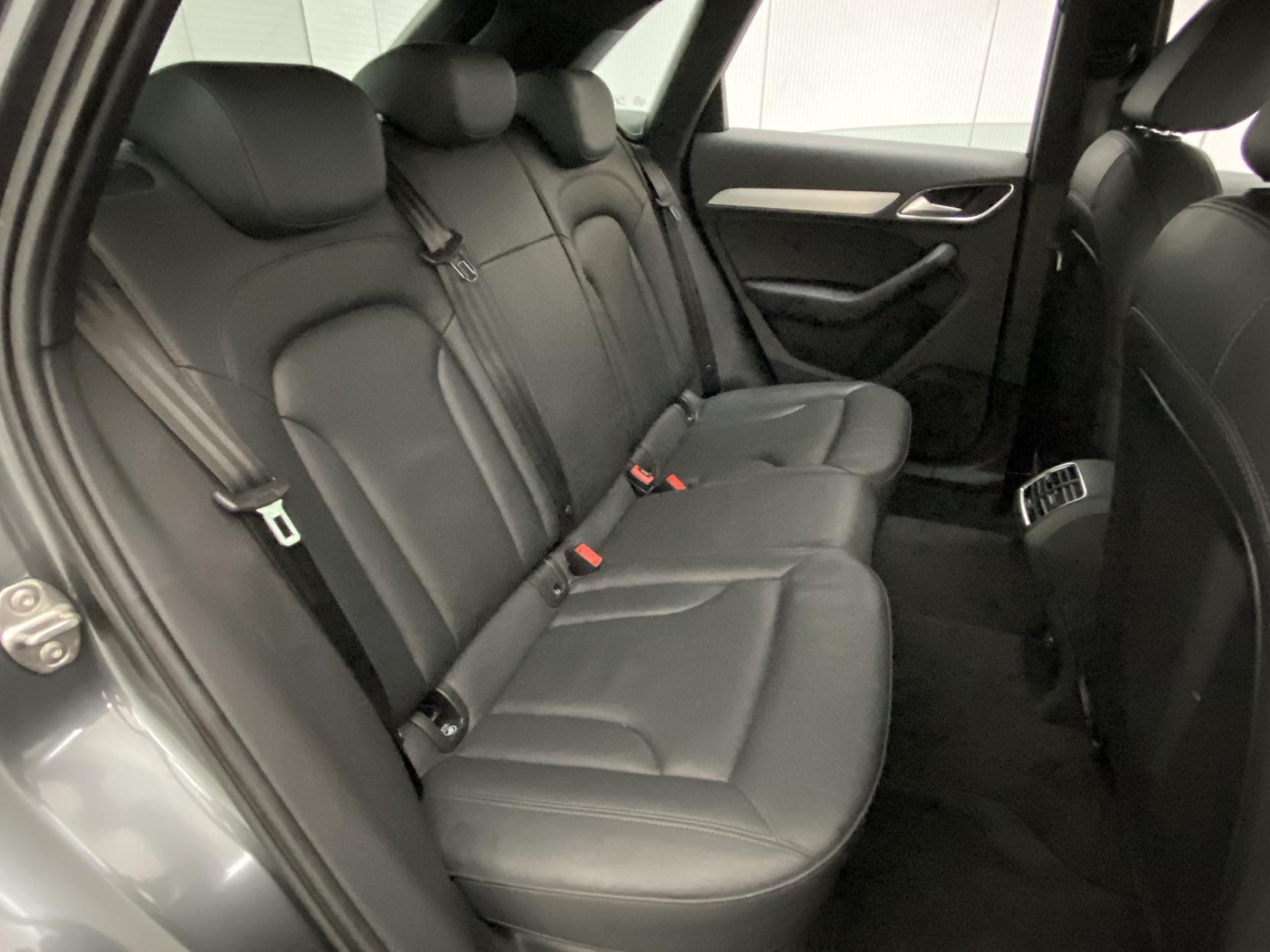 Audi Q3 2.0 TFSI S line SUV 5dr Petrol S Tronic quattro Euro 6 (s/s) (180 ps)
