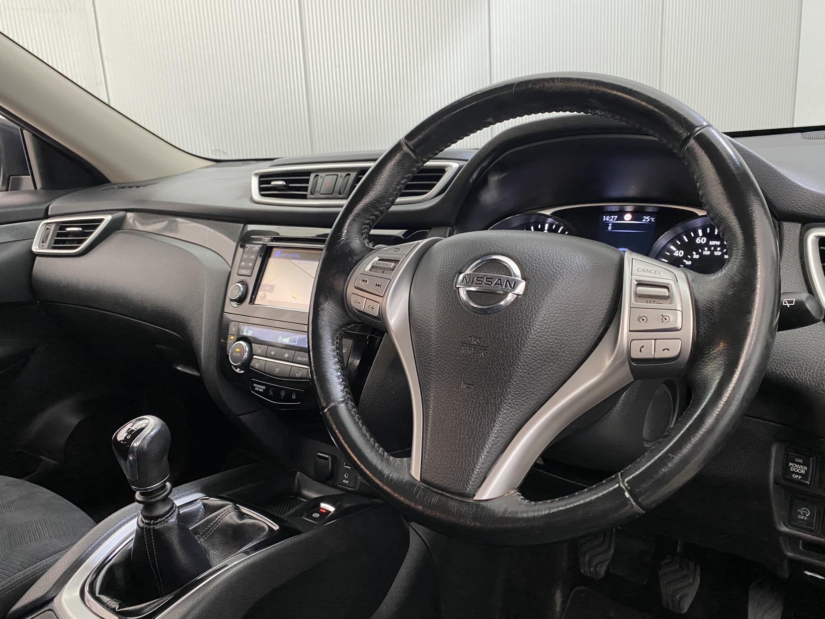 Nissan X-Trail 1.6 dCi n-tec SUV 5dr Diesel Manual 4WD Euro 6 (s/s) (130 ps)