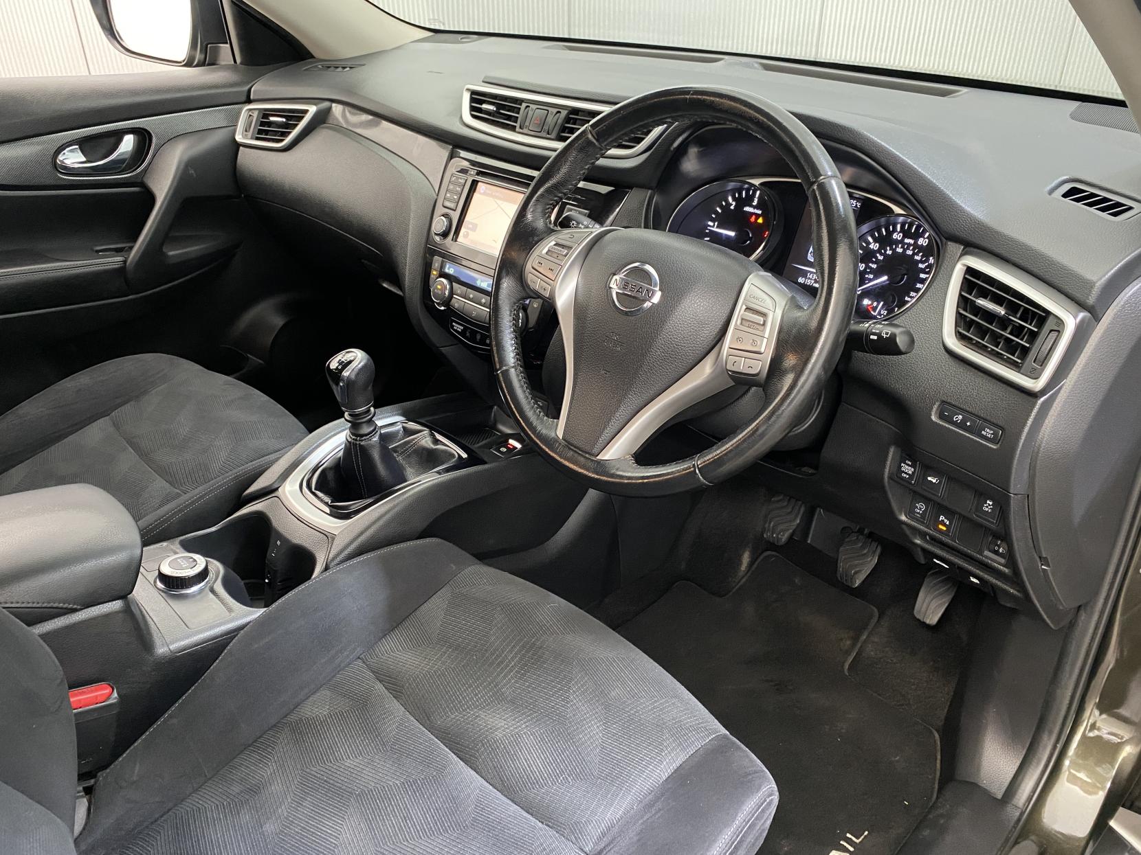 Nissan X-Trail 1.6 dCi n-tec SUV 5dr Diesel Manual 4WD Euro 6 (s/s) (130 ps)