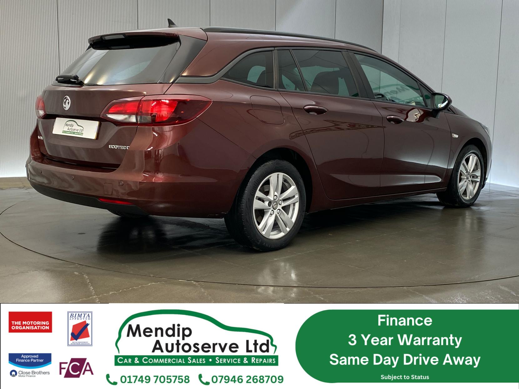 Vauxhall Astra 1.6 CDTi ecoTEC BlueInjection Tech Line Nav Sports Tourer 5dr Diesel Manual Euro 6 (s/s) (110 ps)