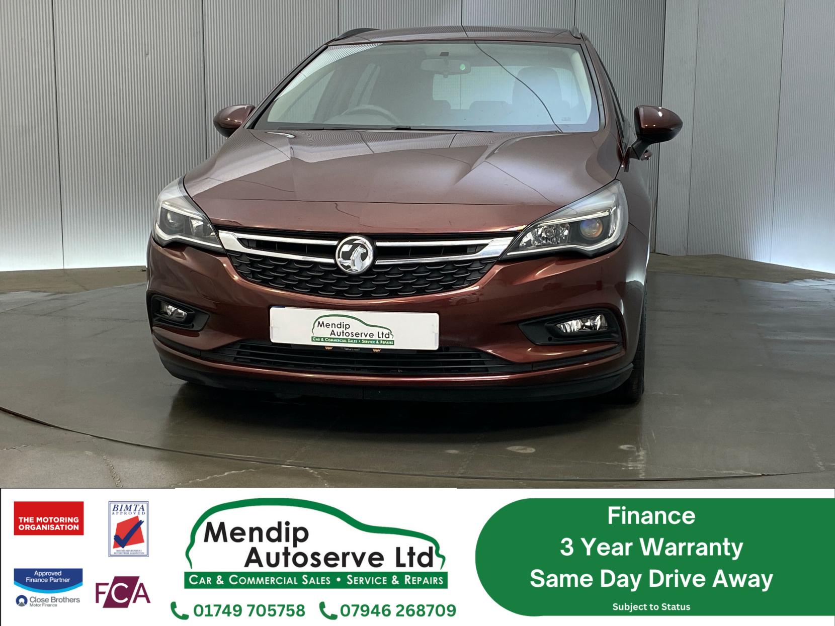 Vauxhall Astra 1.6 CDTi ecoTEC BlueInjection Tech Line Nav Sports Tourer 5dr Diesel Manual Euro 6 (s/s) (110 ps)