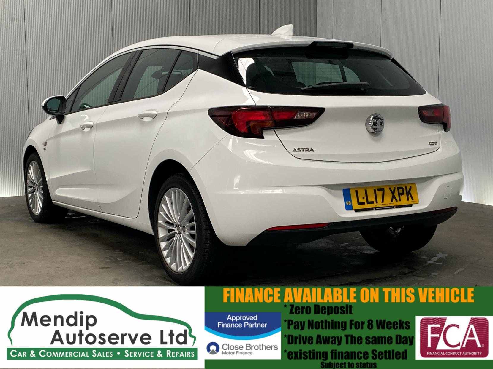 Vauxhall Astra 1.6 CDTi BlueInjection Elite Nav Hatchback 5dr Diesel Manual Euro 6 (s/s) (136 ps)