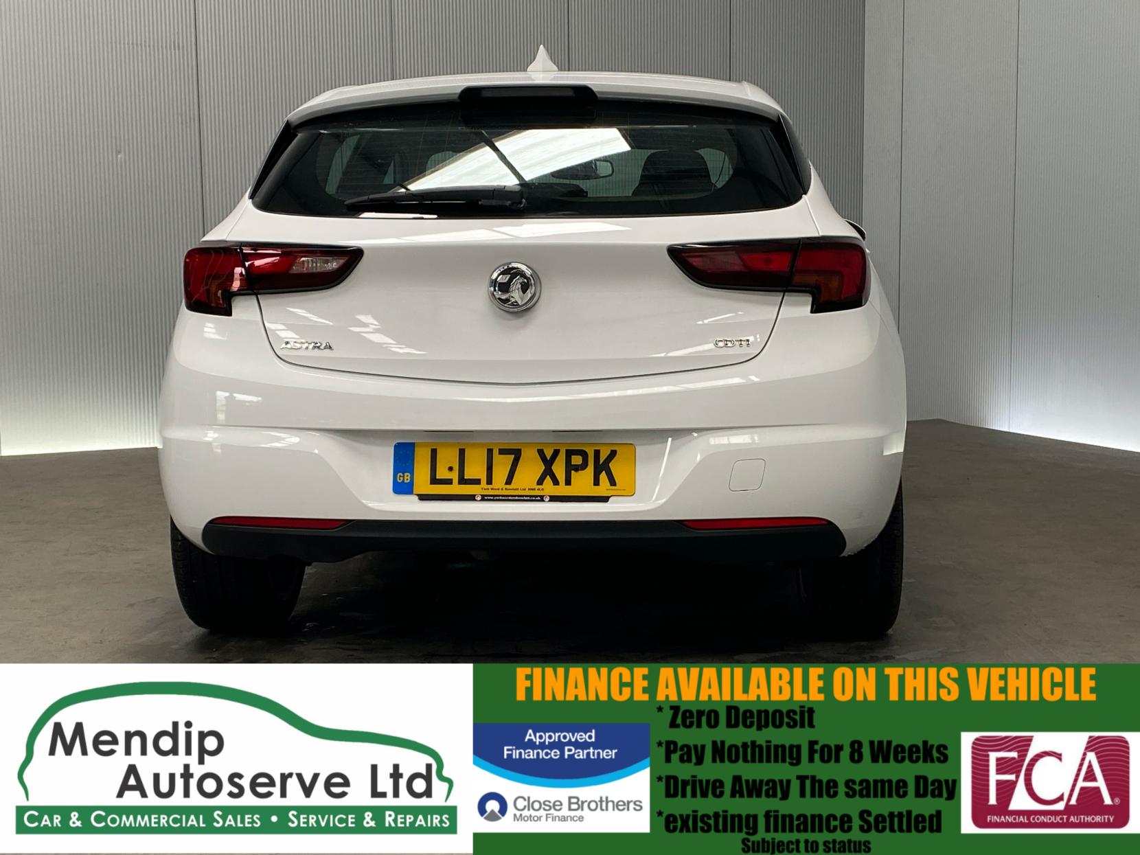 Vauxhall Astra 1.6 CDTi BlueInjection Elite Nav Hatchback 5dr Diesel Manual Euro 6 (s/s) (136 ps)