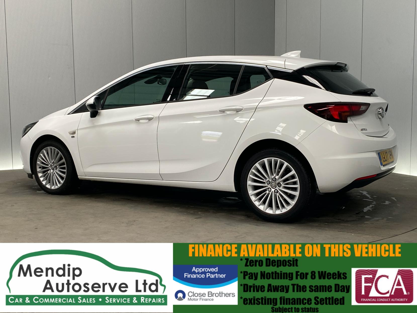 Vauxhall Astra 1.6 CDTi BlueInjection Elite Nav Hatchback 5dr Diesel Manual Euro 6 (s/s) (136 ps)