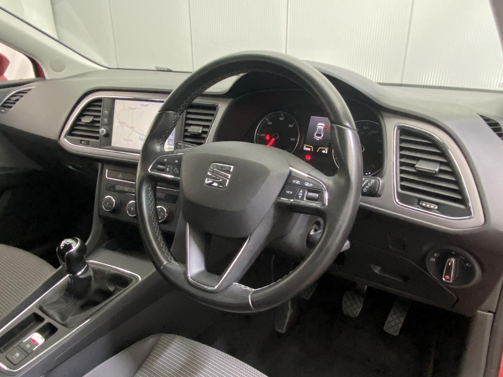 SEAT Leon 1.6 TDI SE Dynamic Technology ST 5dr Diesel Manual Euro 6 (s/s) (115 ps)