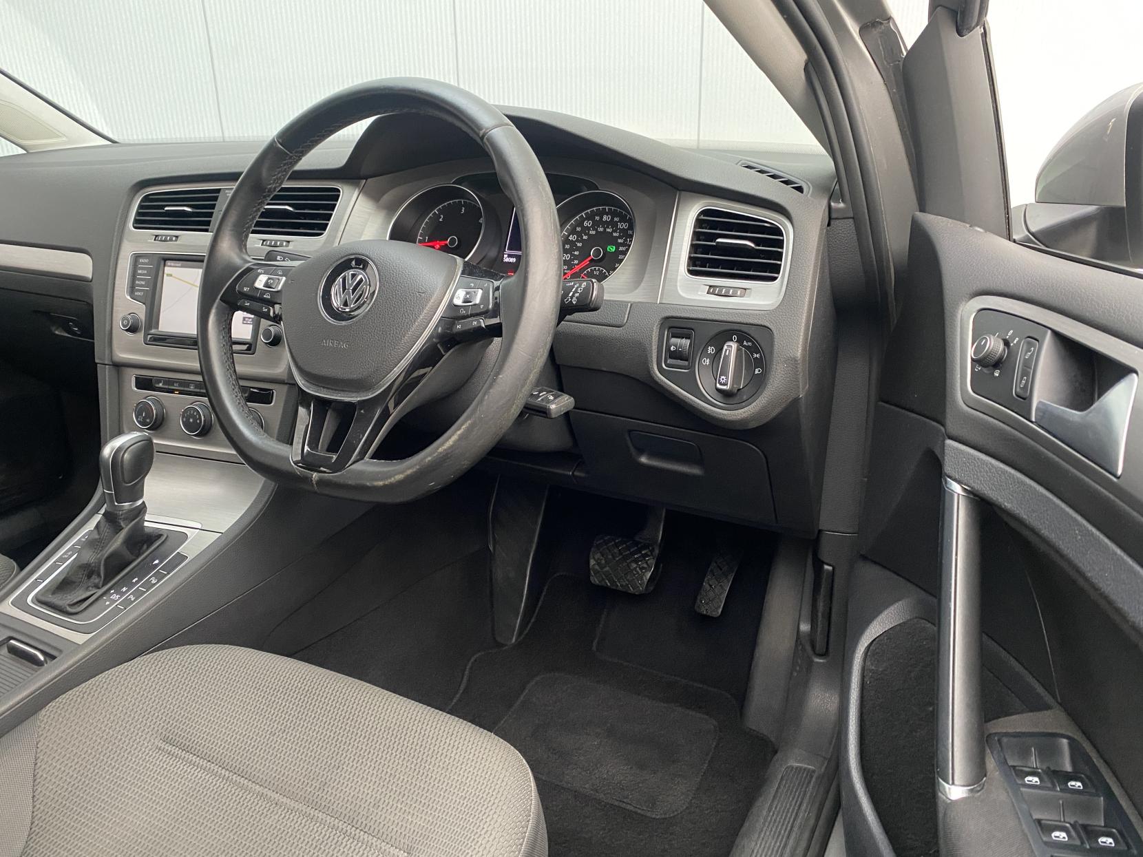 Volkswagen Golf 1.6 TDI BlueMotion Tech Match Edition Hatchback 5dr Diesel DSG Euro 6 (s/s) (110 ps)
