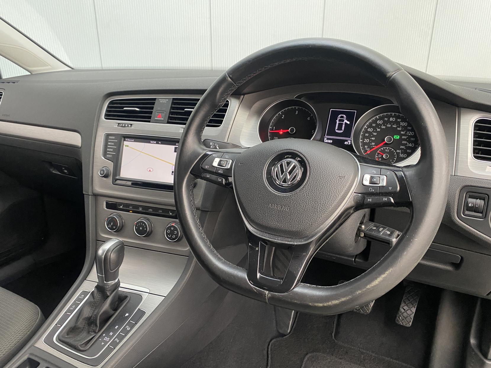 Volkswagen Golf 1.6 TDI BlueMotion Tech Match Edition Hatchback 5dr Diesel DSG Euro 6 (s/s) (110 ps)