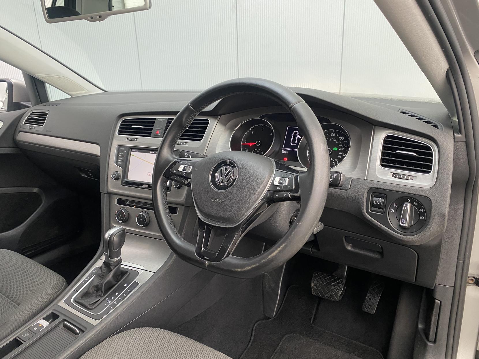 Volkswagen Golf 1.6 TDI BlueMotion Tech Match Edition Hatchback 5dr Diesel DSG Euro 6 (s/s) (110 ps)