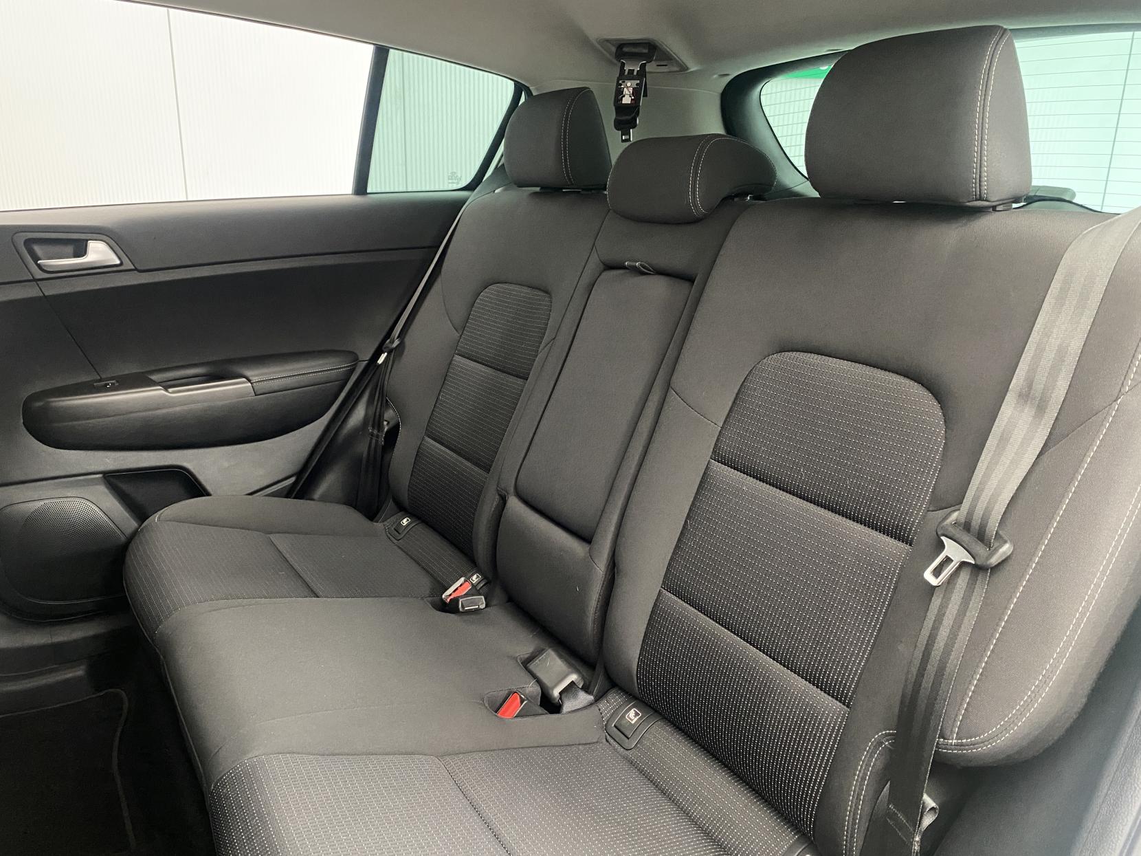 Kia Sportage 1.6 GDi 2 SUV 5dr Petrol Manual Euro 6 (s/s) (130 bhp)