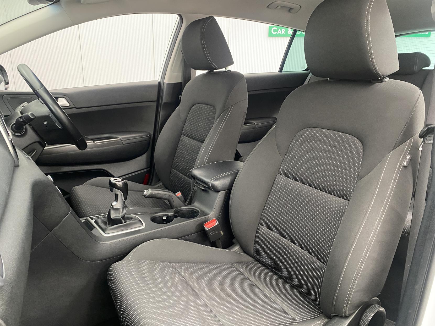 Kia Sportage 1.6 GDi 2 SUV 5dr Petrol Manual Euro 6 (s/s) (130 bhp)