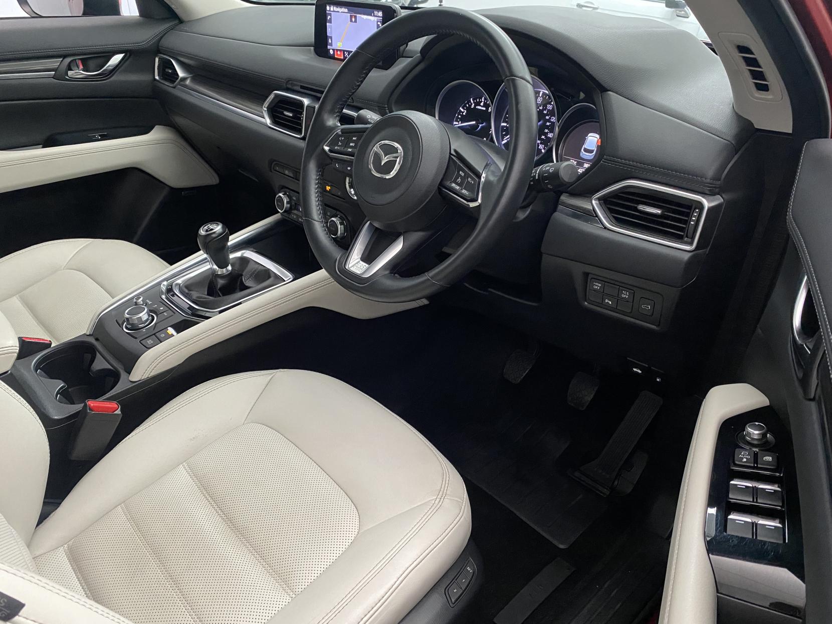 Mazda CX-5 2.0 SKYACTIV-G Sport Nav SUV 5dr Petrol Manual Euro 6 (s/s) (165 ps)