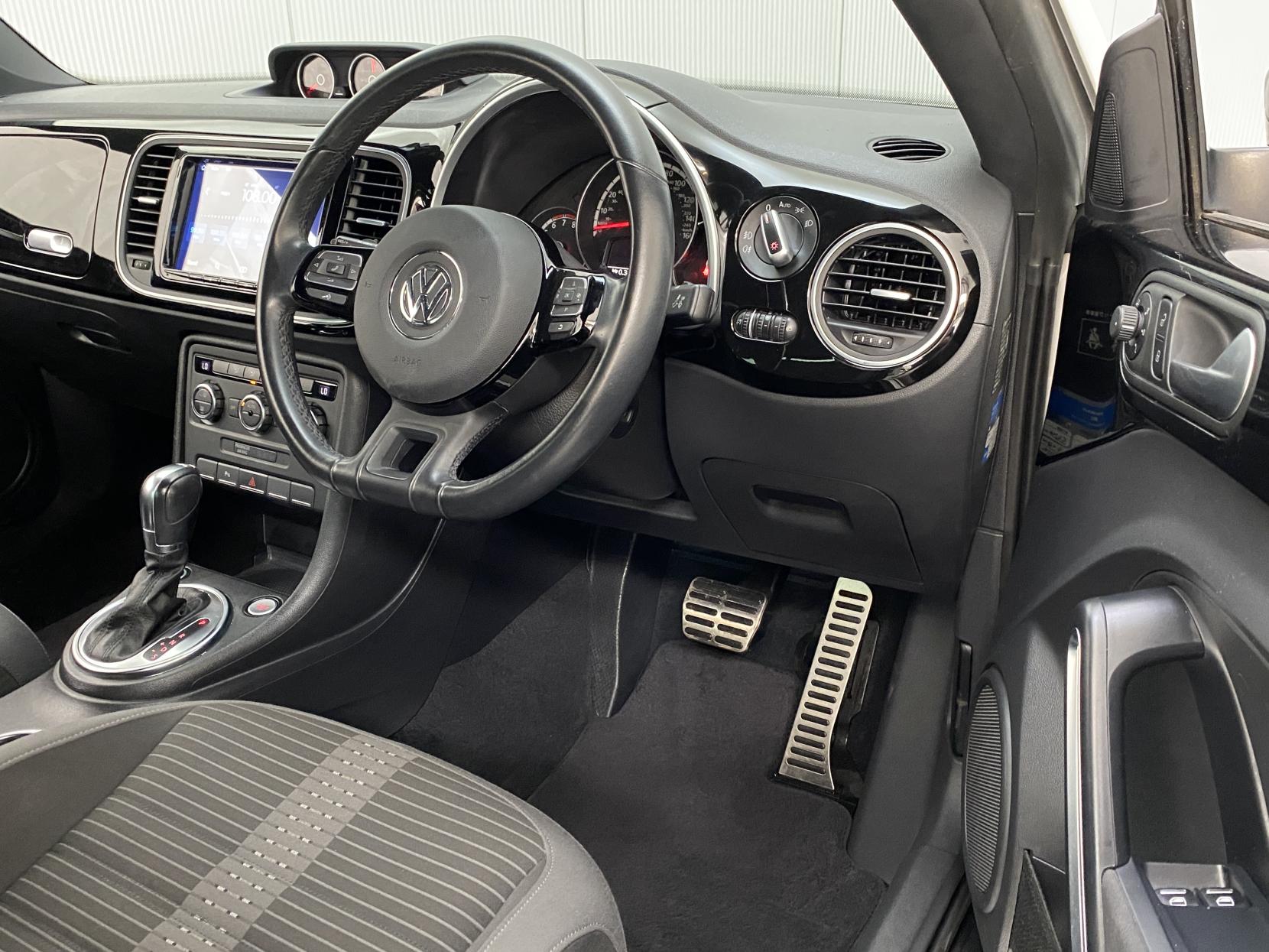 Volkswagen Beetle 2.0 TSI BlueMotion Tech Turbo Black Hatchback 3dr Petrol DSG Euro 6 (s/s) (220 ps)