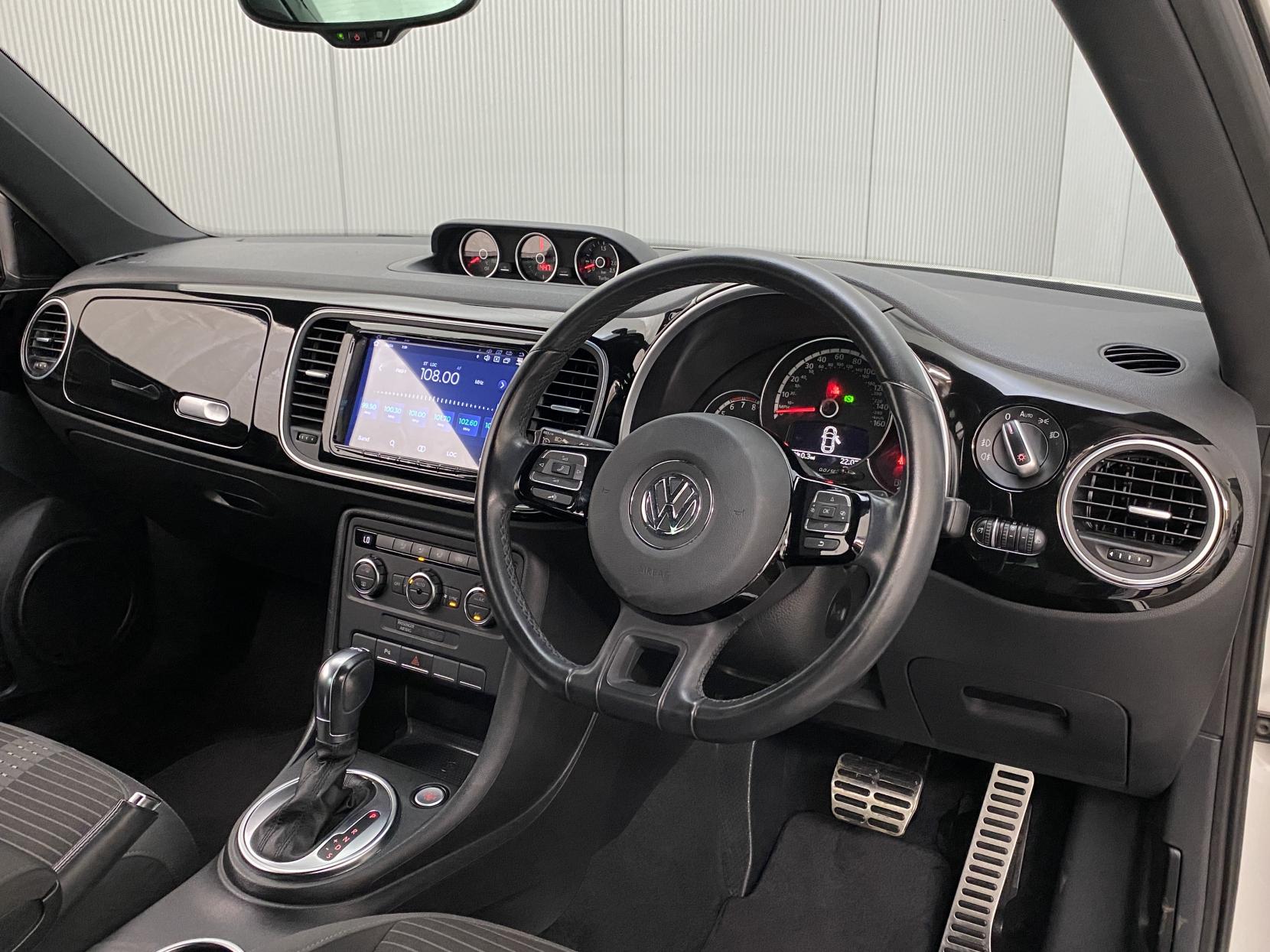 Volkswagen Beetle 2.0 TSI BlueMotion Tech Turbo Black Hatchback 3dr Petrol DSG Euro 6 (s/s) (220 ps)