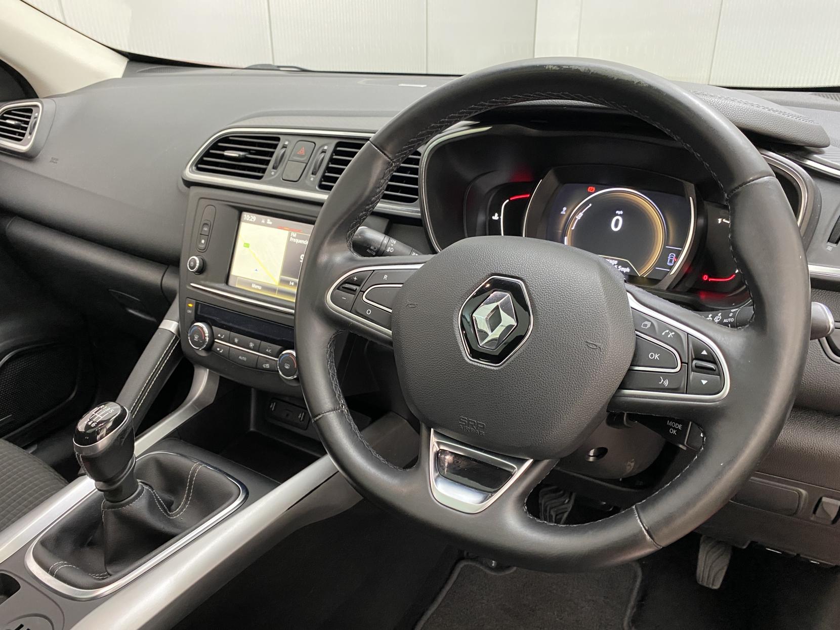 Renault Kadjar 1.5 dCi Signature Nav SUV 5dr Diesel Manual Euro 6 (s/s) (110 ps)