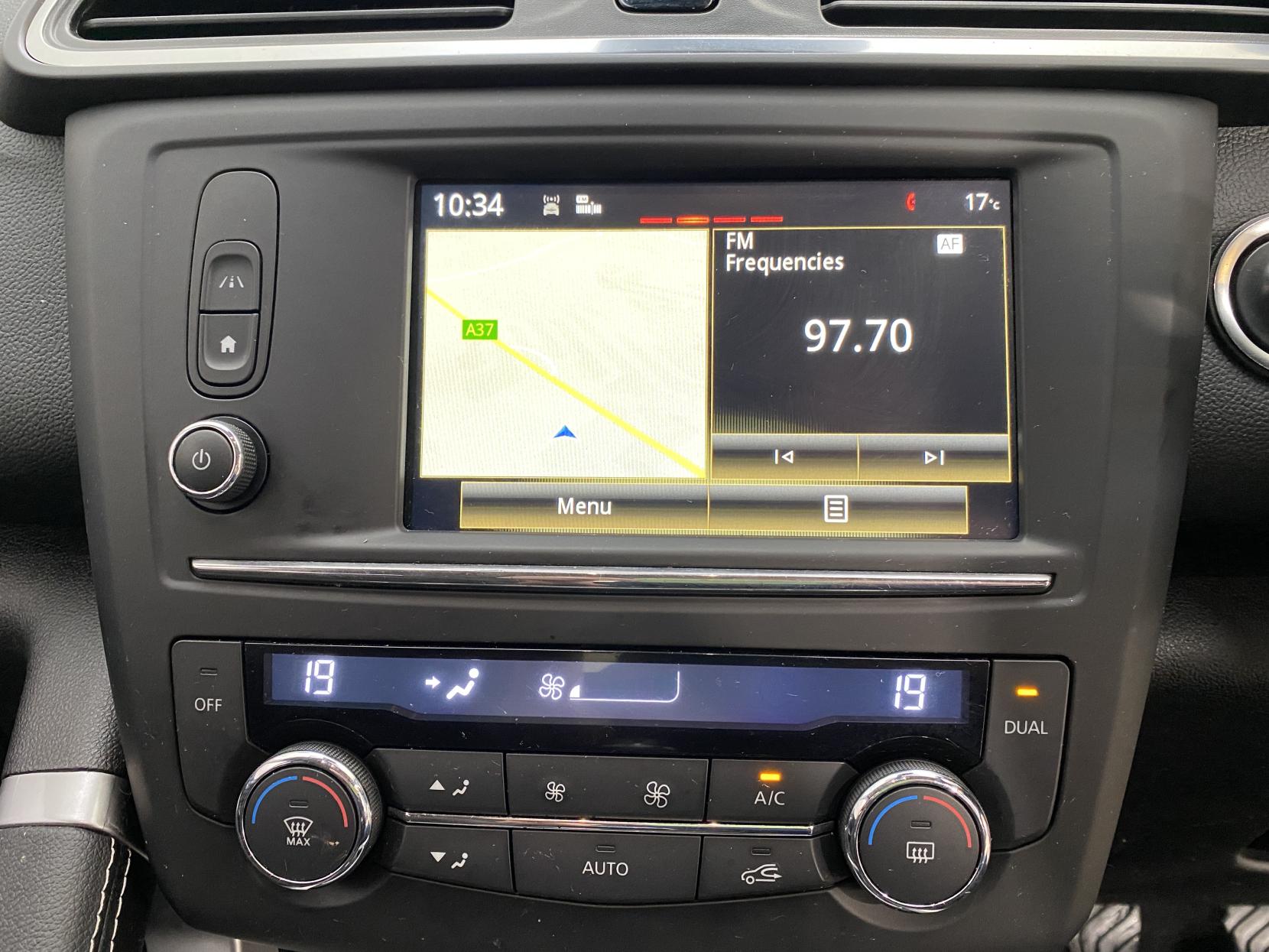 Renault Kadjar 1.5 dCi Signature Nav SUV 5dr Diesel Manual Euro 6 (s/s) (110 ps)