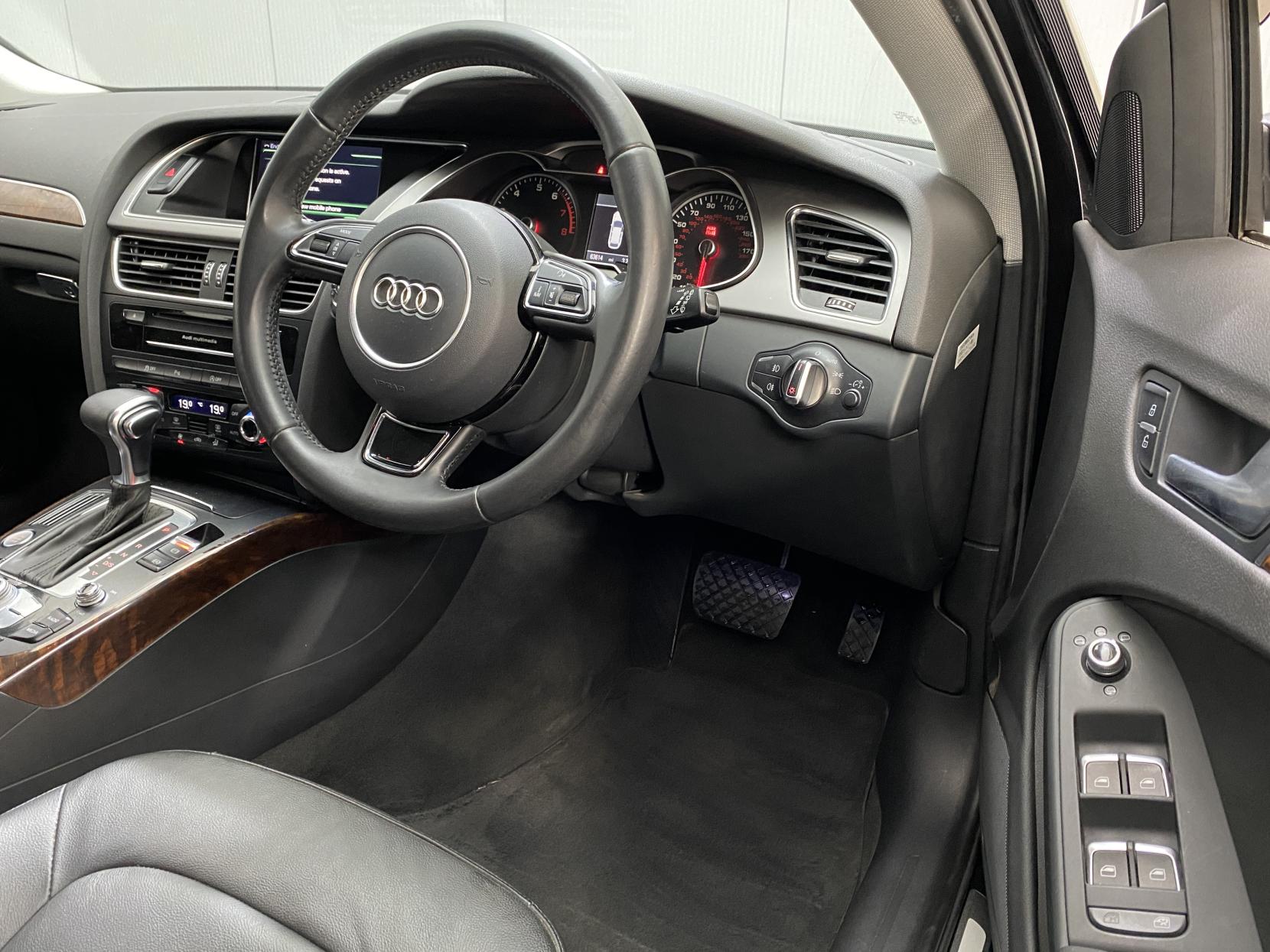 Audi A4 Allroad 2.0 TFSI Estate 5dr Petrol S Tronic quattro Euro 5 (s/s) (211 ps)