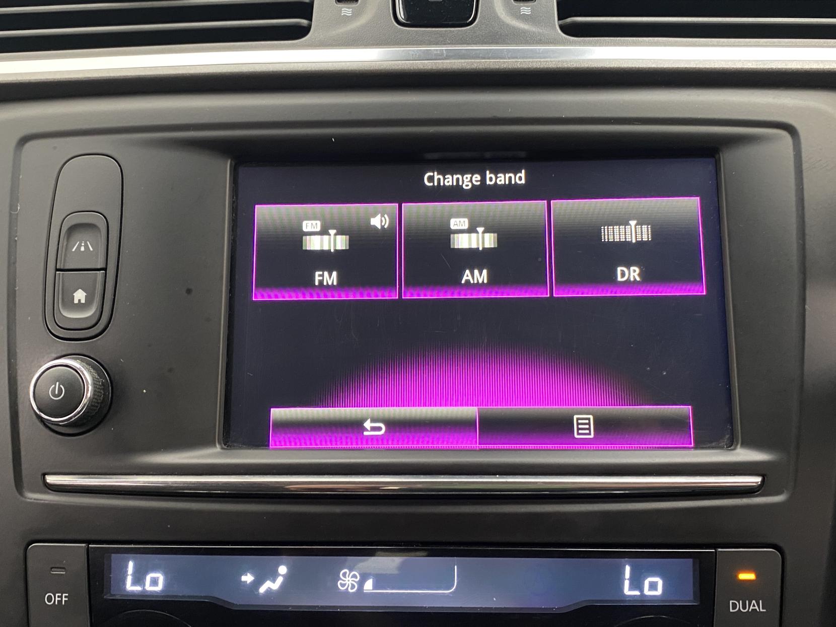 Renault Kadjar 1.5 dCi Dynamique Nav SUV 5dr Diesel Manual Euro 6 (s/s) (110 ps)