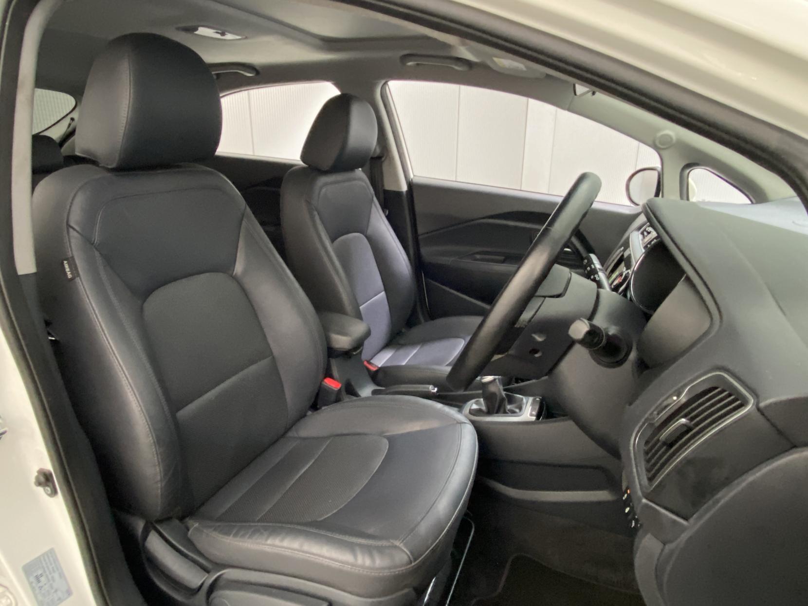 Kia Rio 1.4 EcoDynamics 4 Hatchback 5dr Petrol Manual Euro 6 (s/s) (107 bhp)