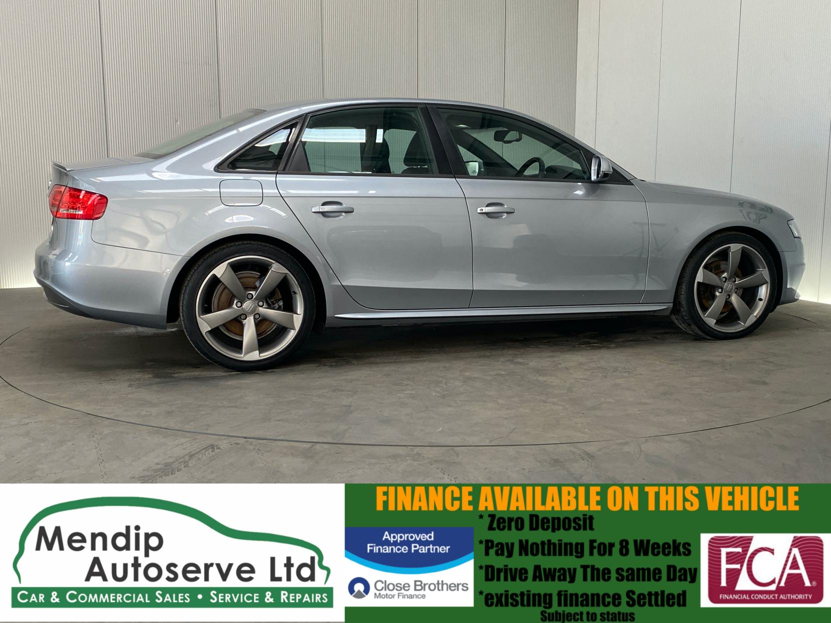 Audi A4 2.0 TDI Black Edition Saloon 4dr Diesel Multitronic Euro 5 (143 ps)