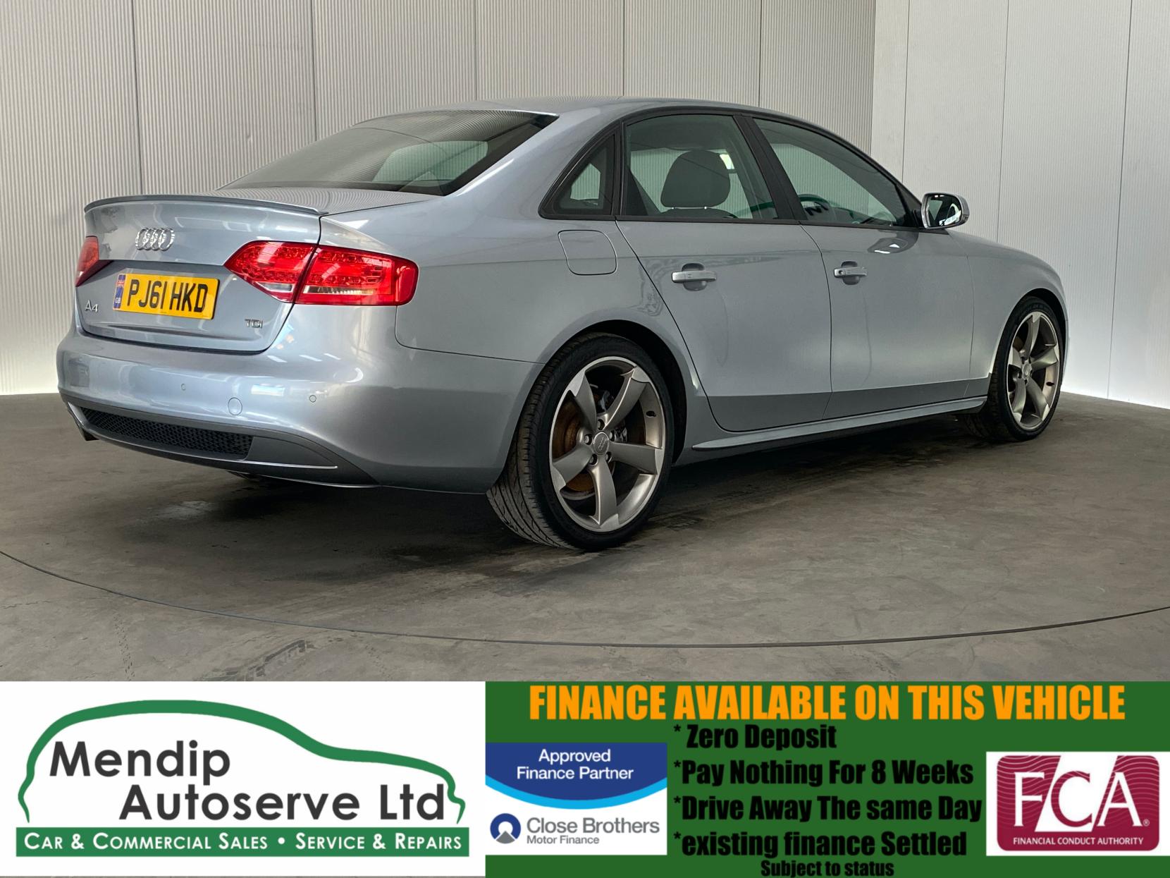 Audi A4 2.0 TDI Black Edition Saloon 4dr Diesel Multitronic Euro 5 (143 ps)