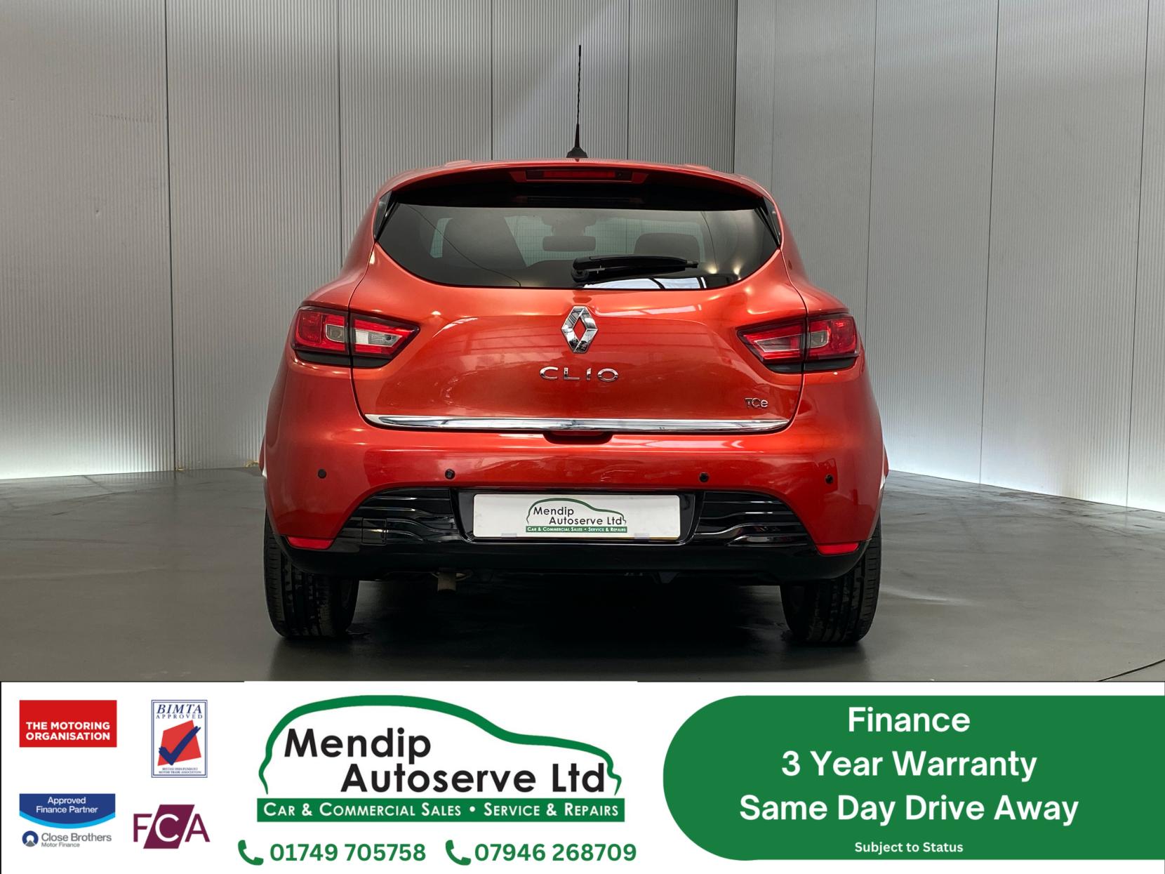 Renault Clio 0.9 TCe Dynamique MediaNav Hatchback 5dr Petrol Manual Euro 5 (s/s) (90 ps)