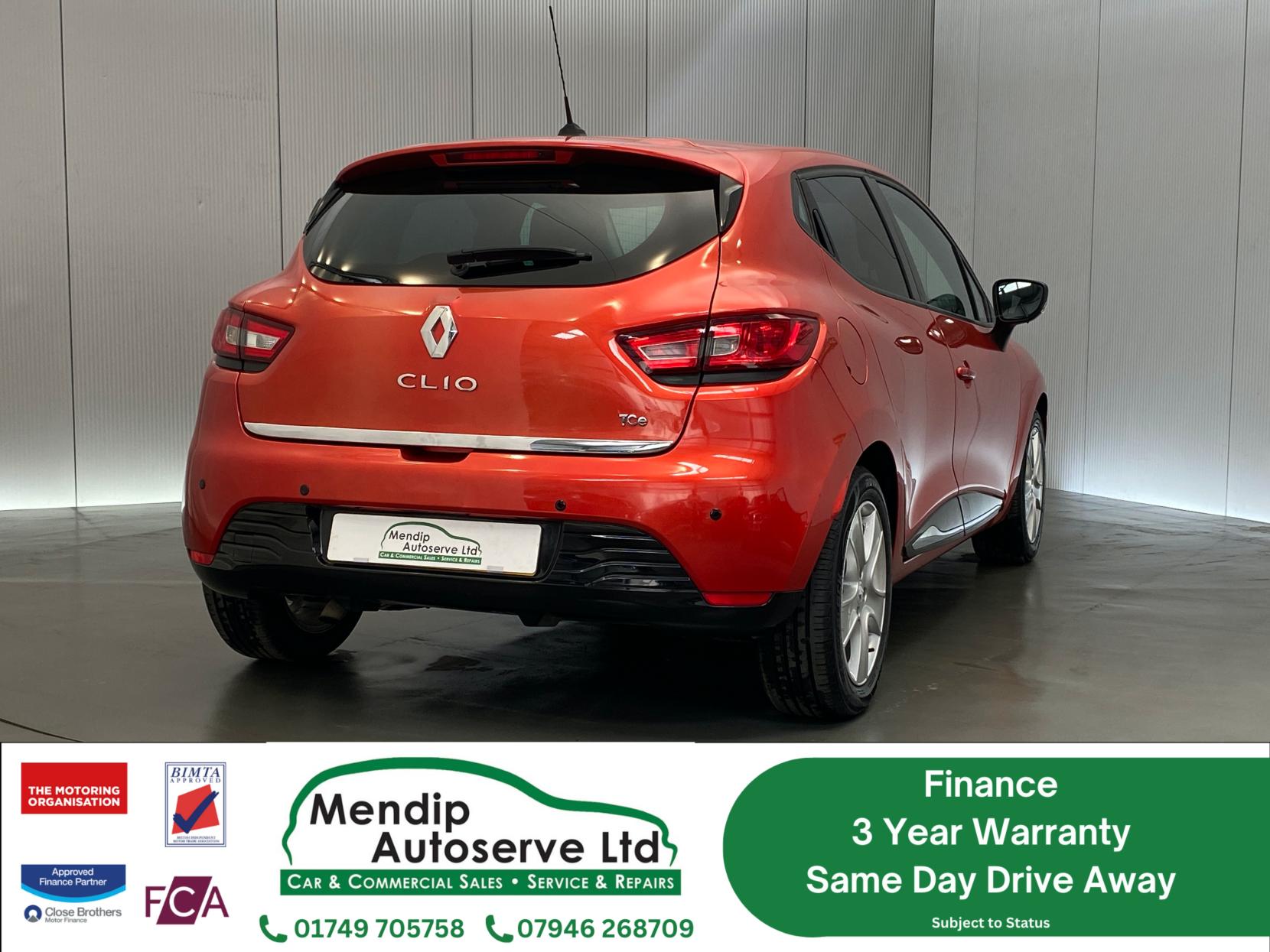 Renault Clio 0.9 TCe Dynamique MediaNav Hatchback 5dr Petrol Manual Euro 5 (s/s) (90 ps)