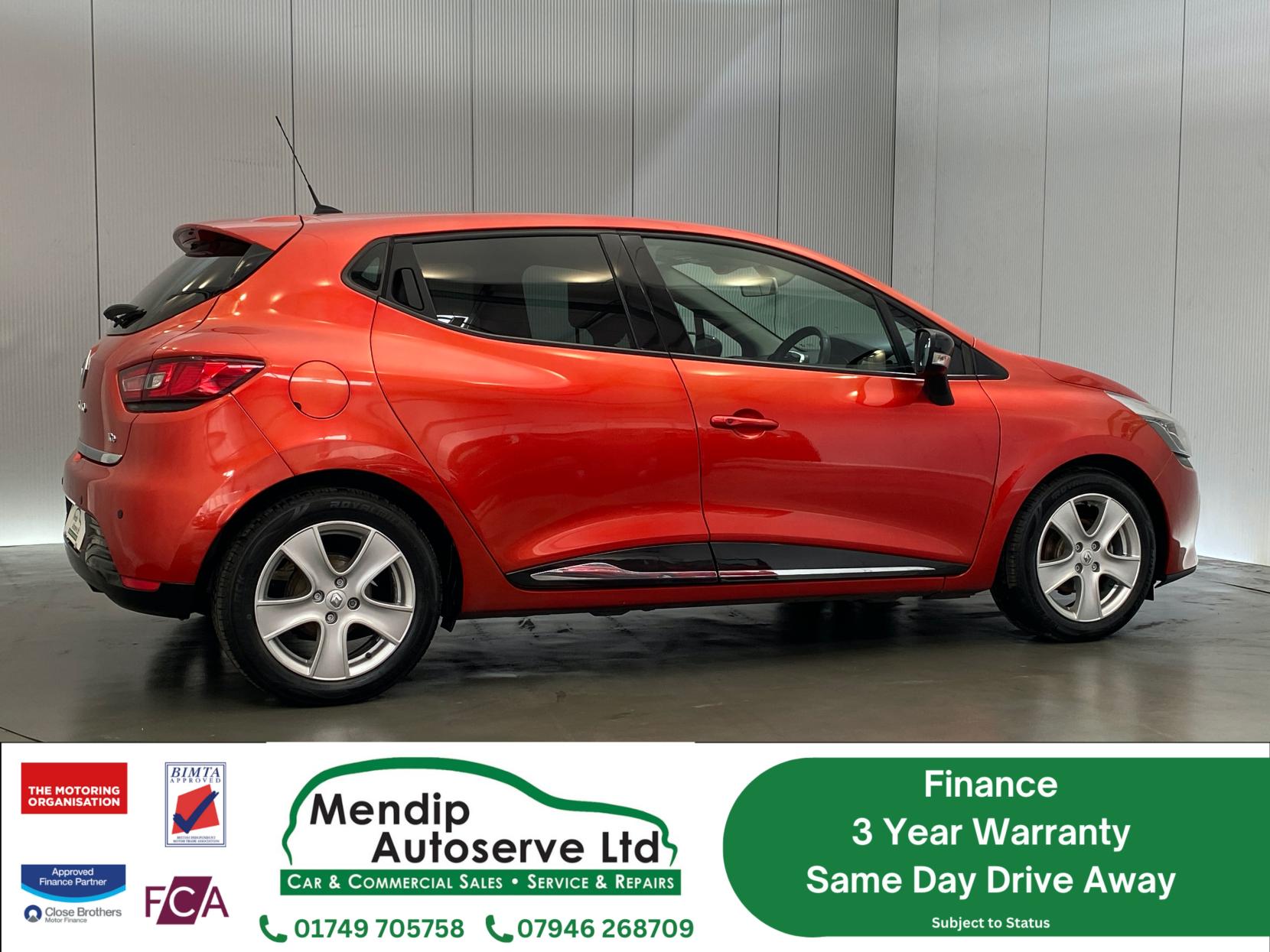 Renault Clio 0.9 TCe Dynamique MediaNav Hatchback 5dr Petrol Manual Euro 5 (s/s) (90 ps)