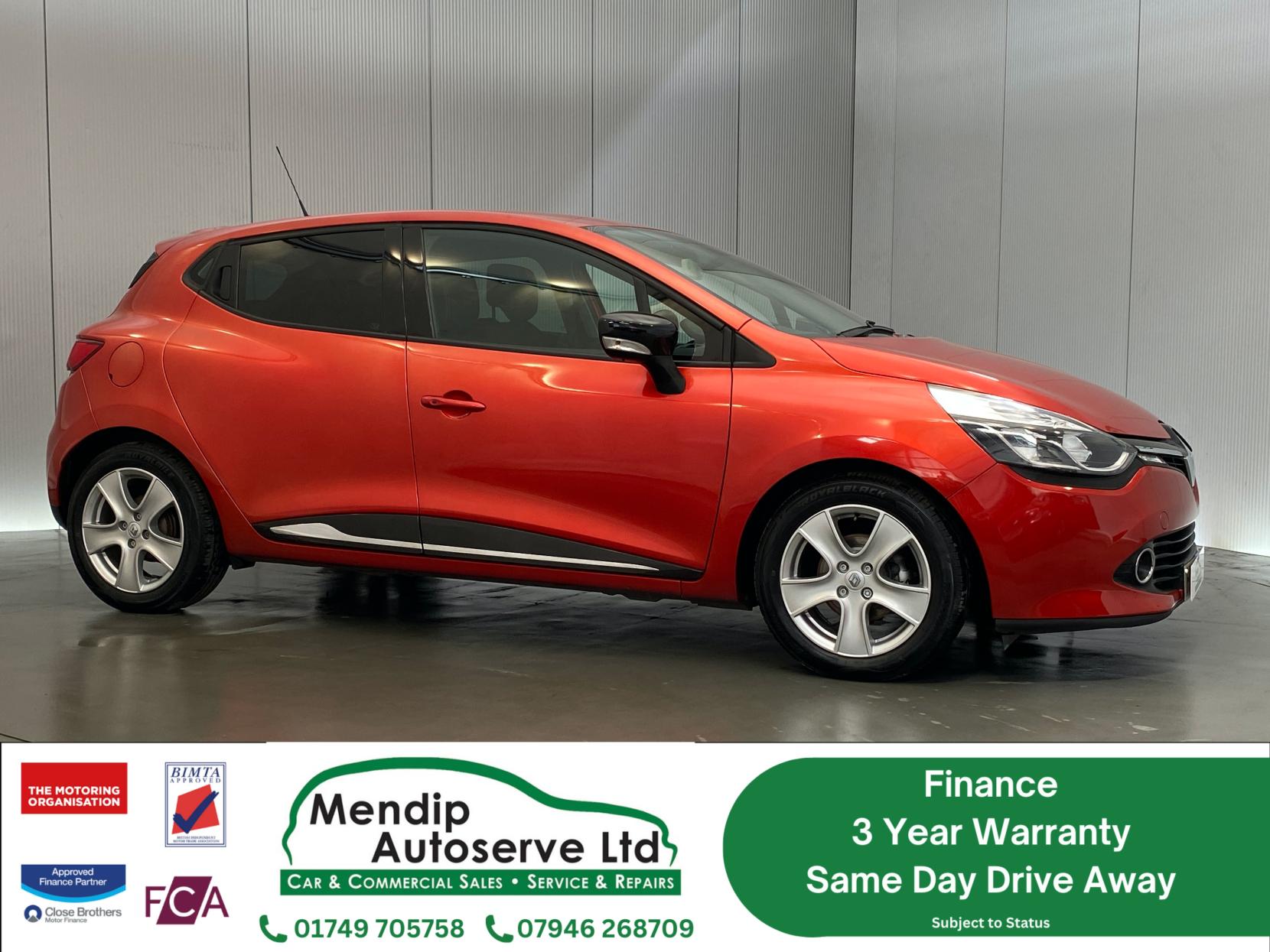 Renault Clio 0.9 TCe Dynamique MediaNav Hatchback 5dr Petrol Manual Euro 5 (s/s) (90 ps)