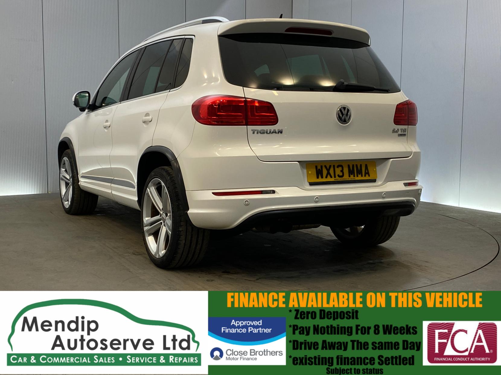 Volkswagen Tiguan 2.0 TSI R-Line SUV 5dr Petrol DSG 4WD Euro 5 (210 ps)