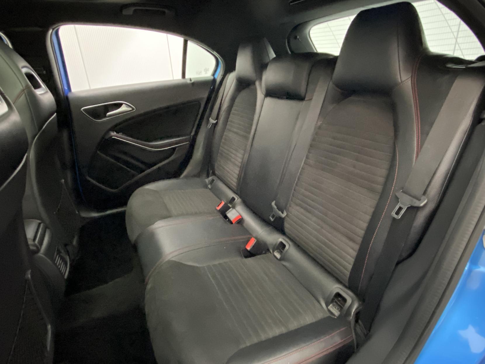 Mercedes-Benz A Class 2.1 A220d AMG Line (Premium Plus) Hatchback 5dr Diesel 7G-DCT Euro 6 (s/s) (177 ps)