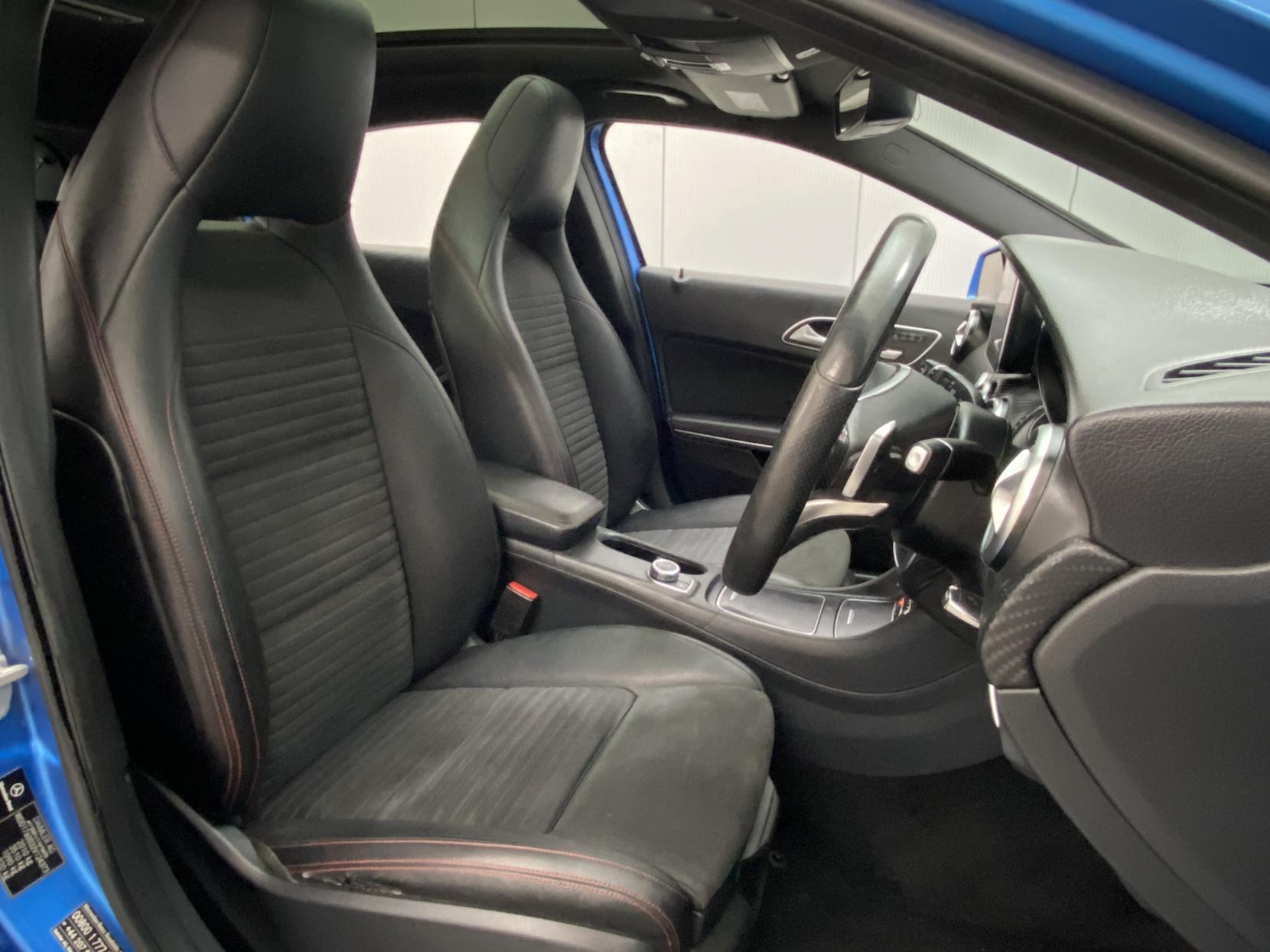 Mercedes-Benz A Class 2.1 A220d AMG Line (Premium Plus) Hatchback 5dr Diesel 7G-DCT Euro 6 (s/s) (177 ps)