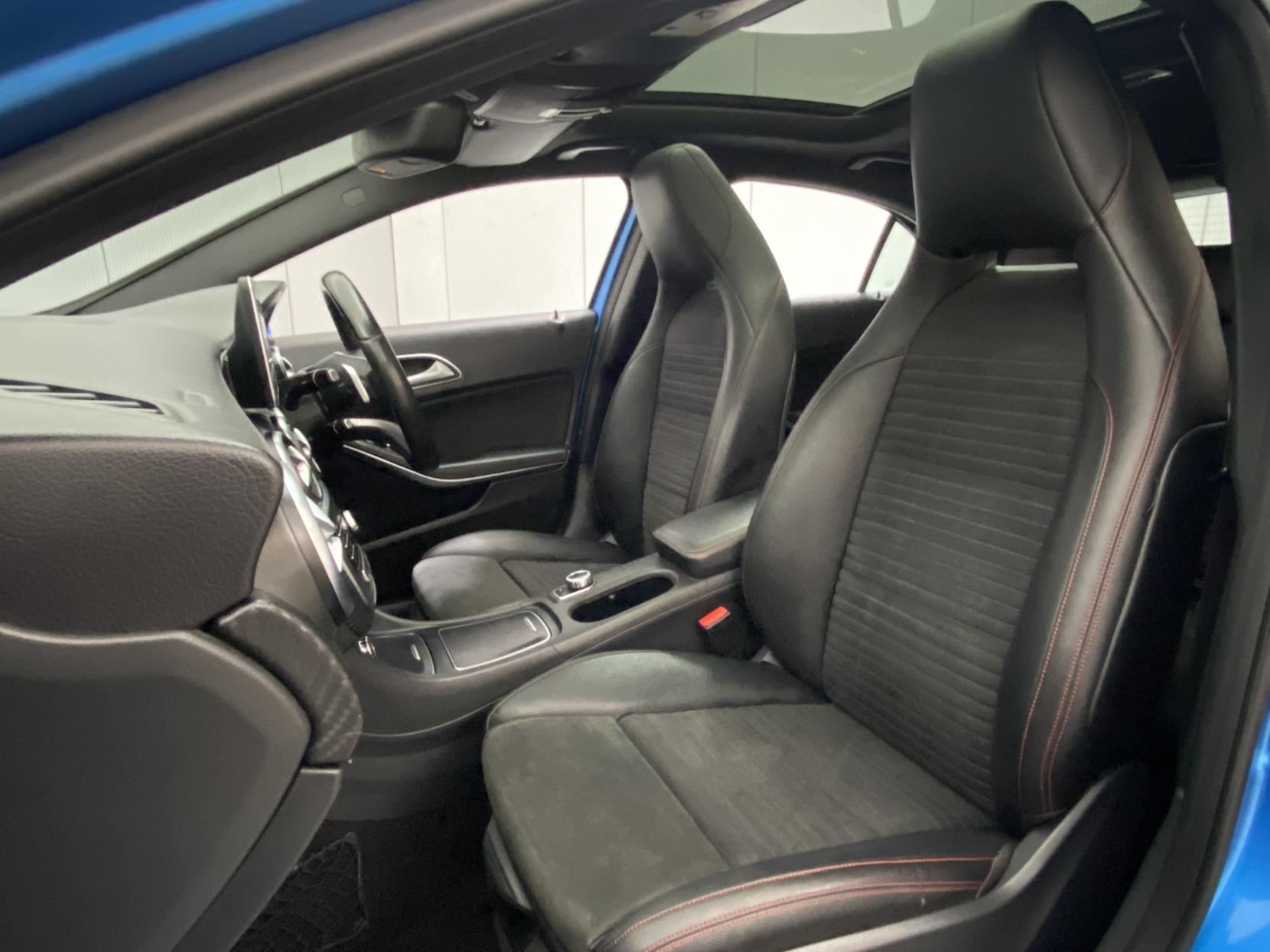 Mercedes-Benz A Class 2.1 A220d AMG Line (Premium Plus) Hatchback 5dr Diesel 7G-DCT Euro 6 (s/s) (177 ps)