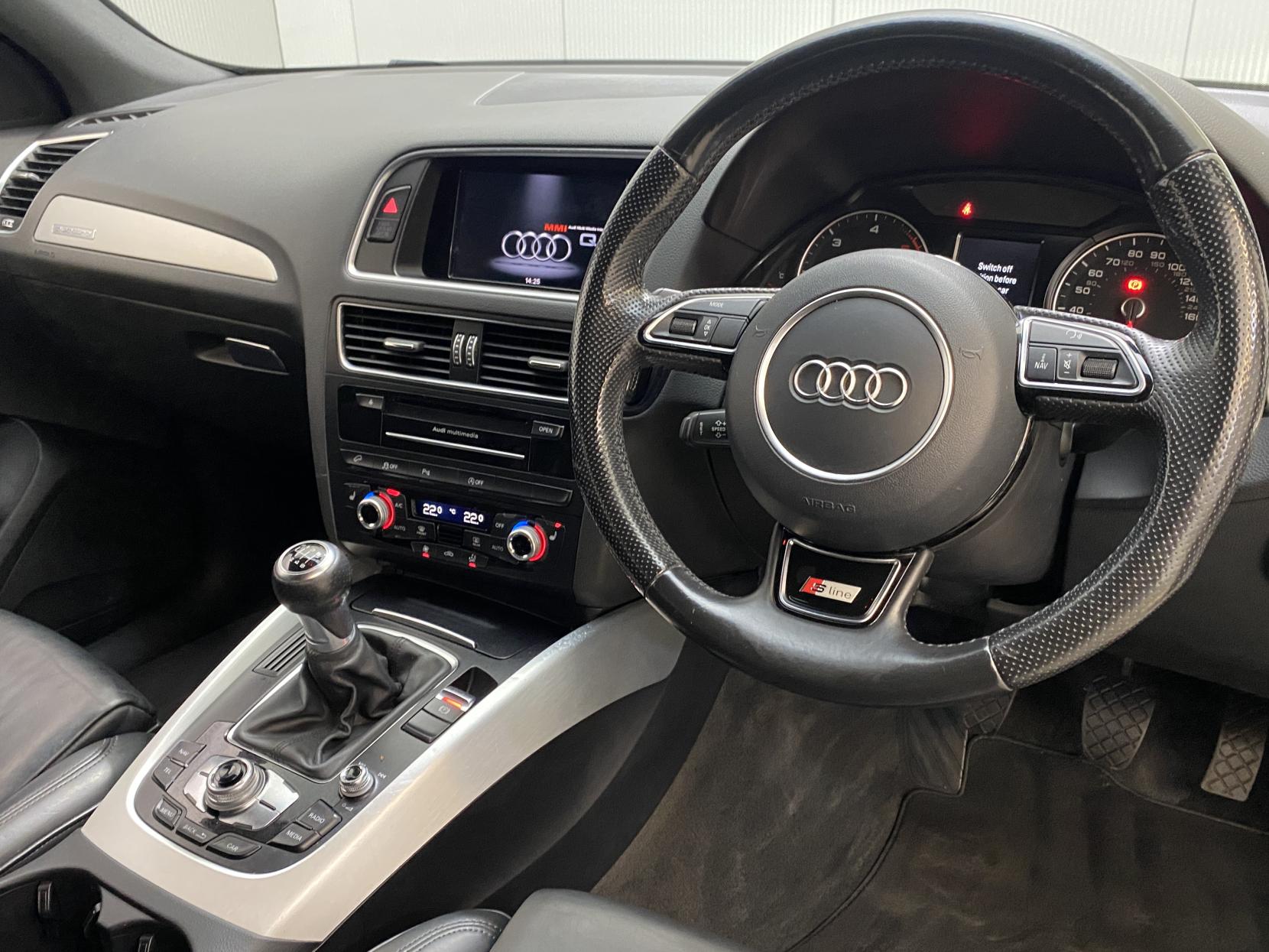 Audi Q5 2.0 TDI S line Plus SUV 5dr Diesel Manual quattro Euro 6 (s/s) (190 ps)