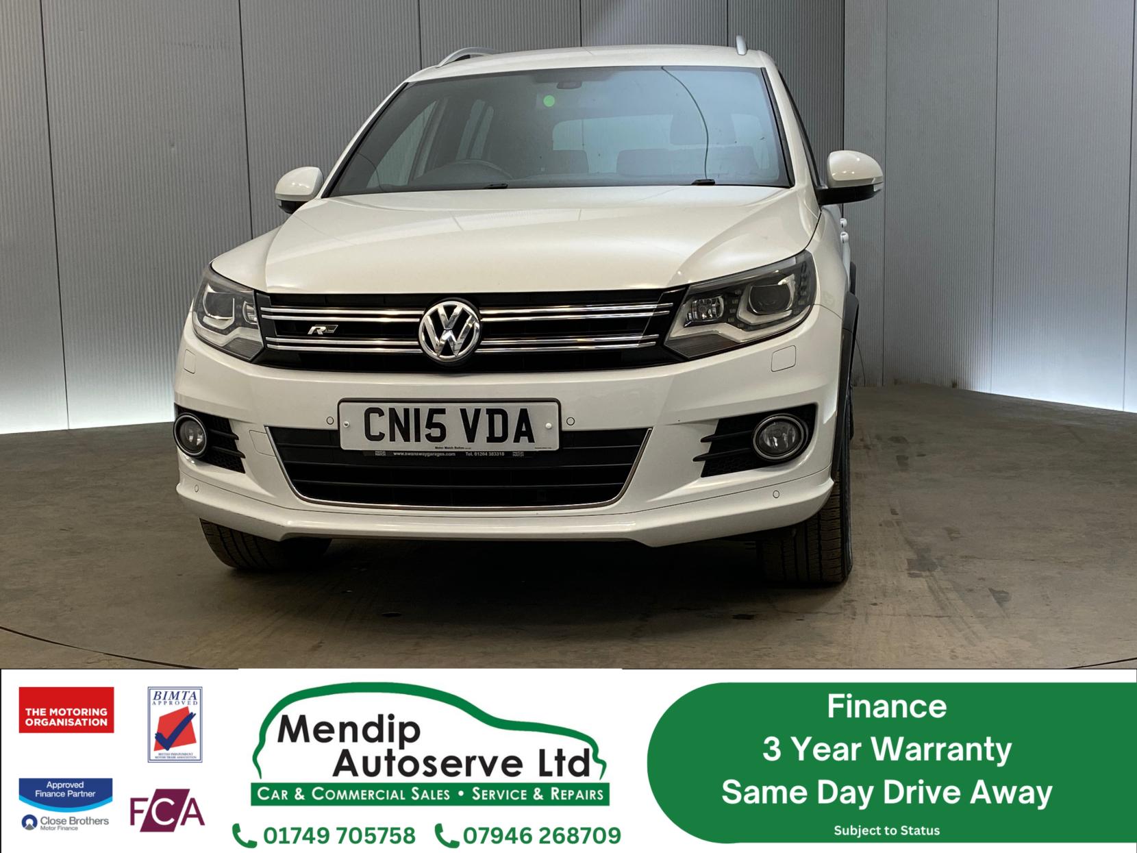 Volkswagen Tiguan 2.0 TDI BlueMotion Tech R-Line SUV 5dr Diesel Manual 4WD Euro 5 (s/s) (Nav) (140 ps)