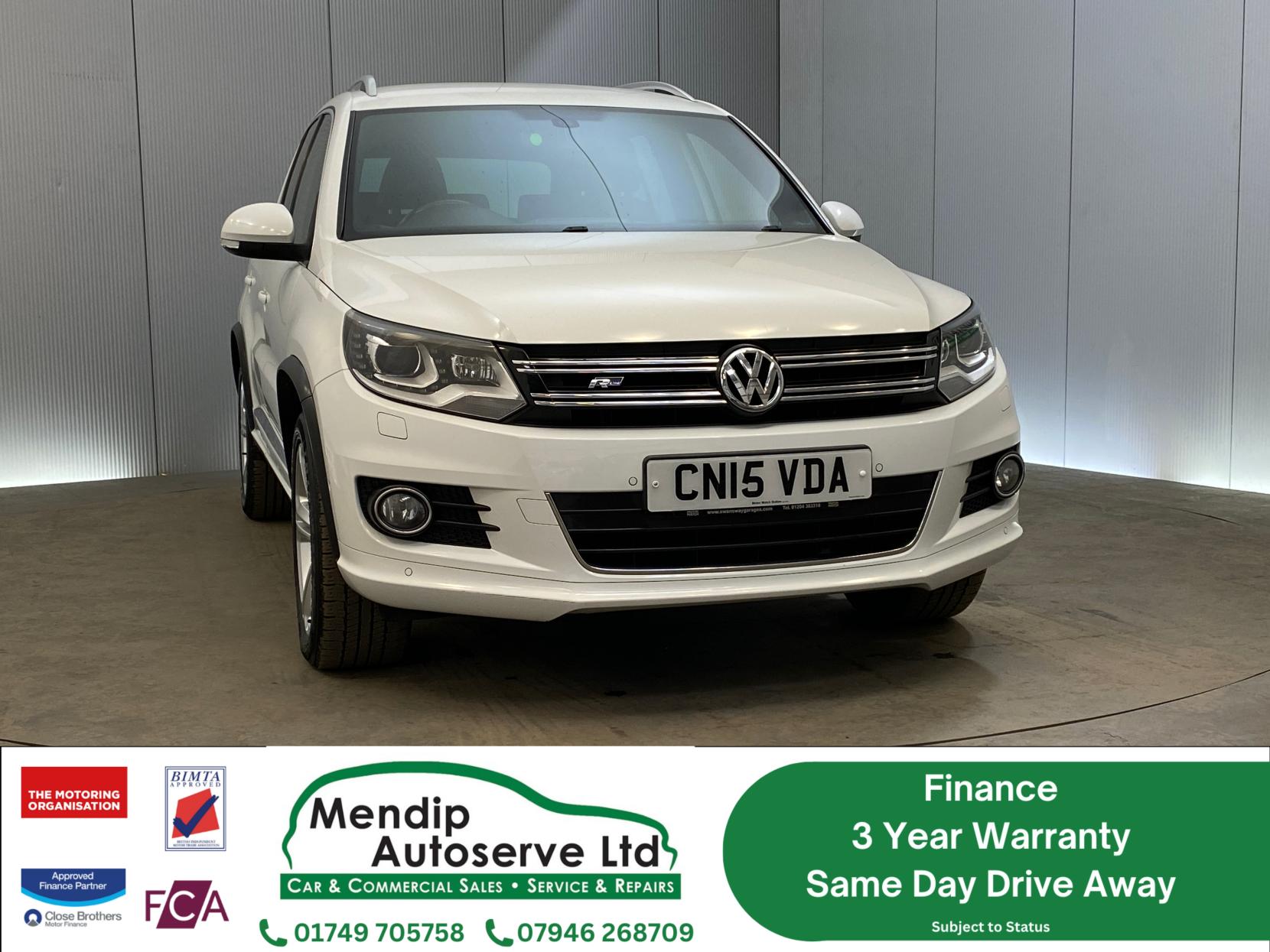 Volkswagen Tiguan 2.0 TDI BlueMotion Tech R-Line SUV 5dr Diesel Manual 4WD Euro 5 (s/s) (Nav) (140 ps)