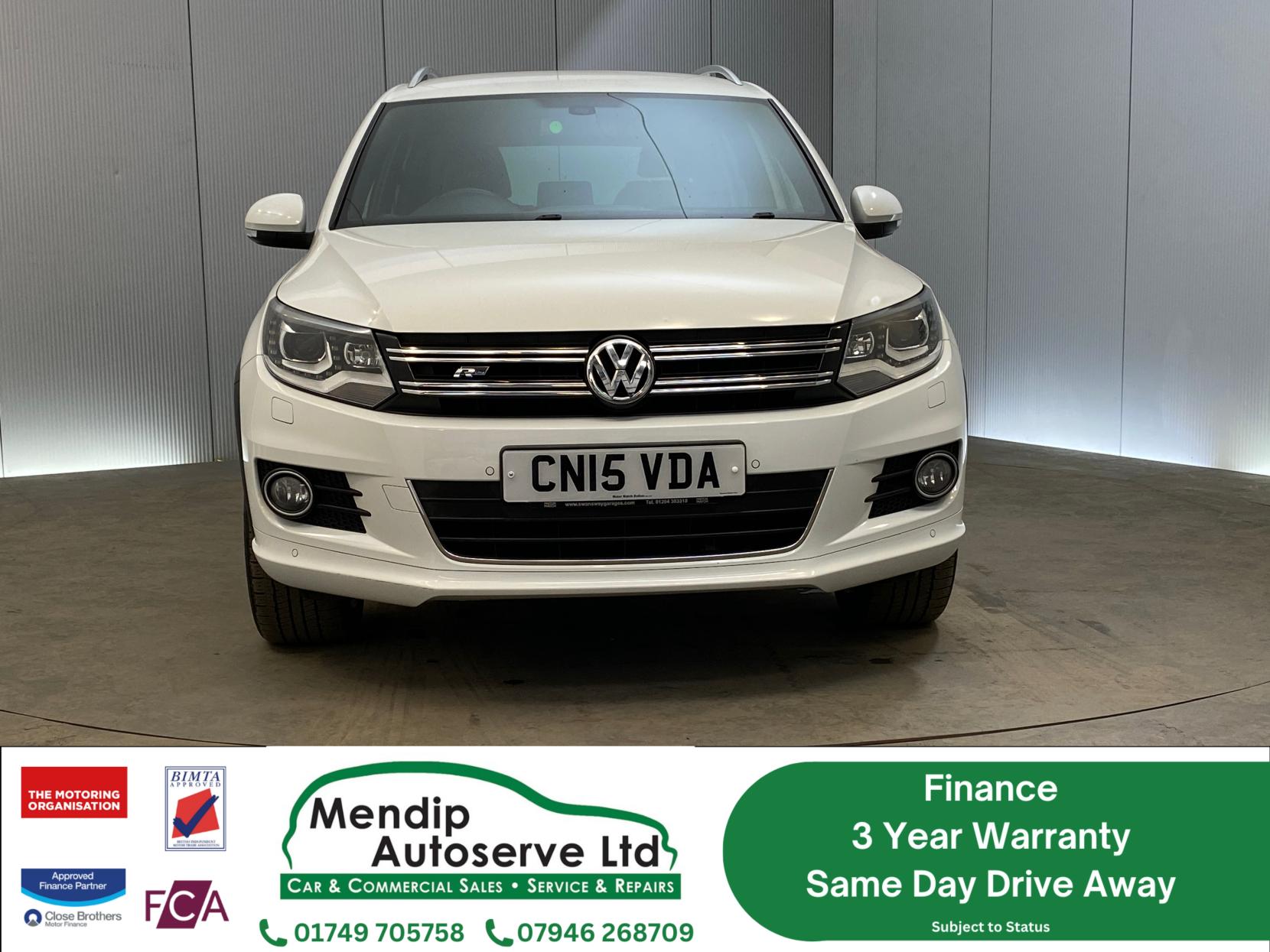 Volkswagen Tiguan 2.0 TDI BlueMotion Tech R-Line SUV 5dr Diesel Manual 4WD Euro 5 (s/s) (Nav) (140 ps)