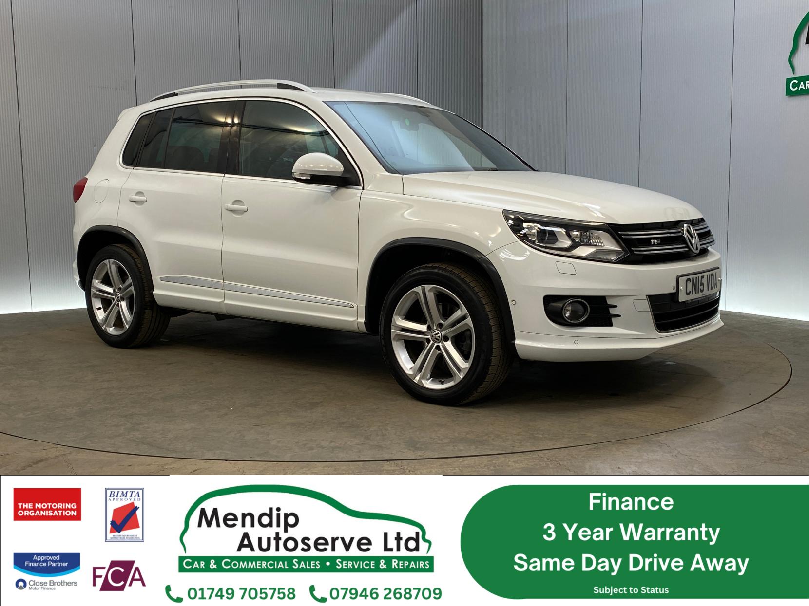 Volkswagen Tiguan 2.0 TDI BlueMotion Tech R-Line SUV 5dr Diesel Manual 4WD Euro 5 (s/s) (Nav) (140 ps)