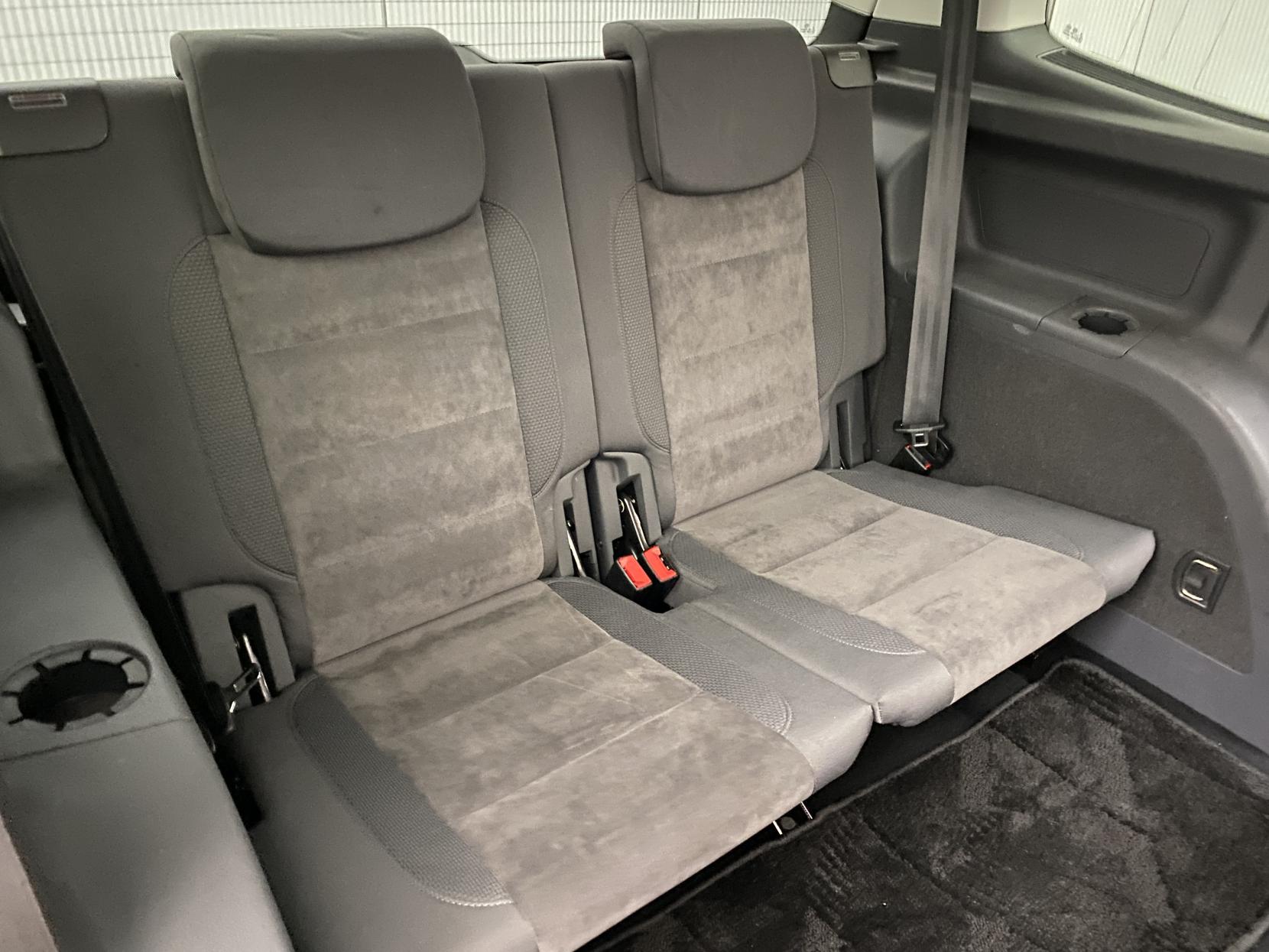 Volkswagen Touran 1.4 TSI SE MPV 5dr Petrol DSG Euro 5 (140 ps)