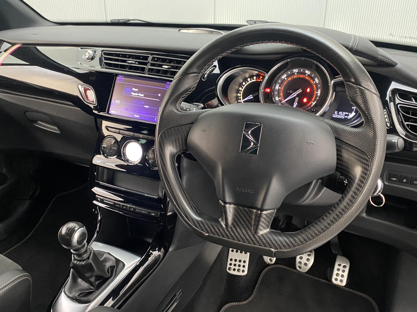 DS AUTOMOBILES DS 3 1.6 THP Performance Hatchback 3dr Petrol Manual Euro 6 (s/s) (210 ps)