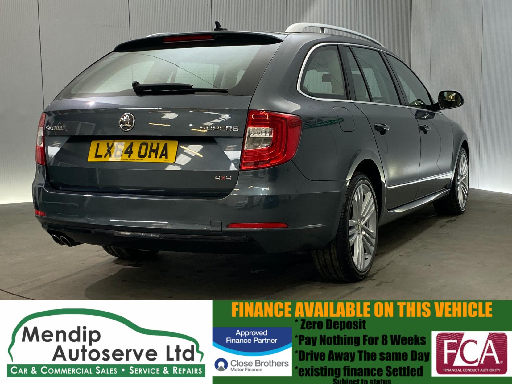 Skoda Superb 2.0 TDI Elegance Estate 5dr Diesel DSG 4WD Euro 5 (s/s) (170 ps)