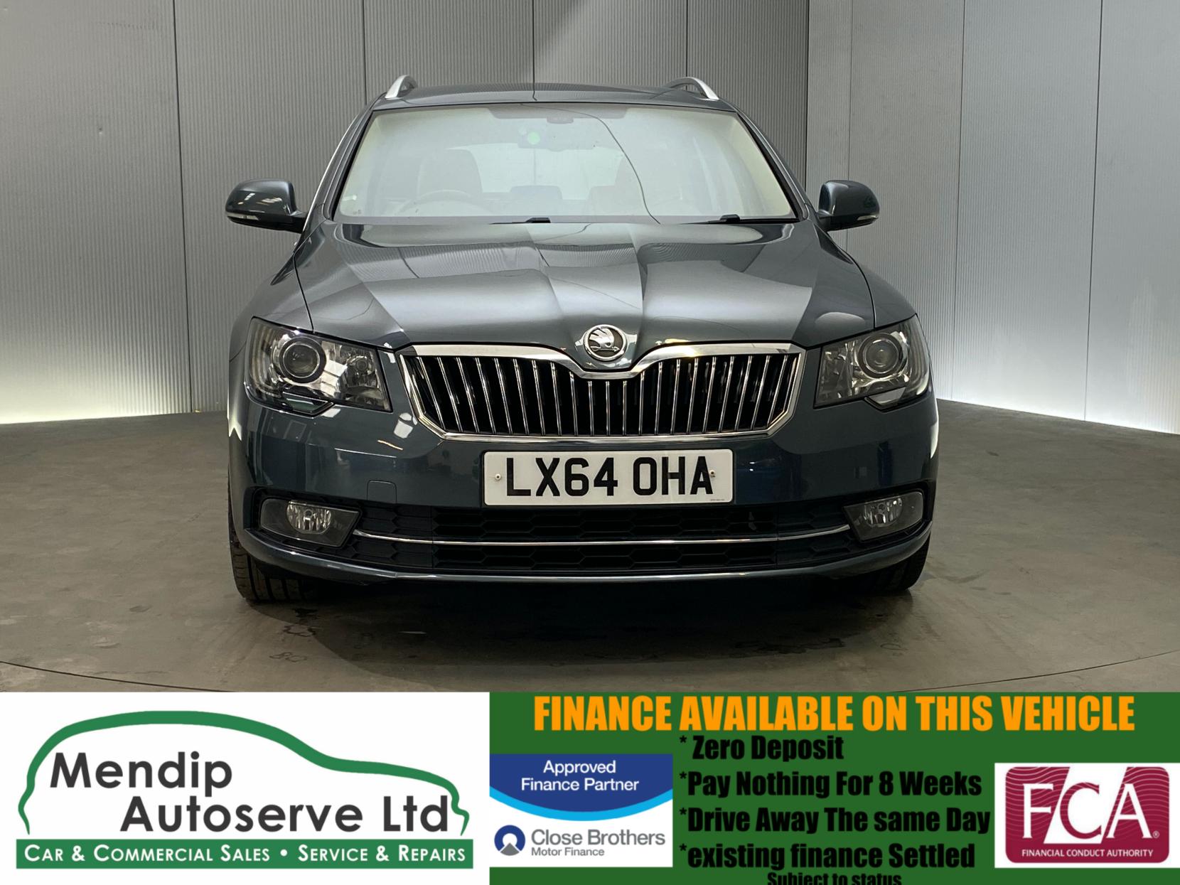 Skoda Superb 2.0 TDI Elegance Estate 5dr Diesel DSG 4WD Euro 5 (s/s) (170 ps)