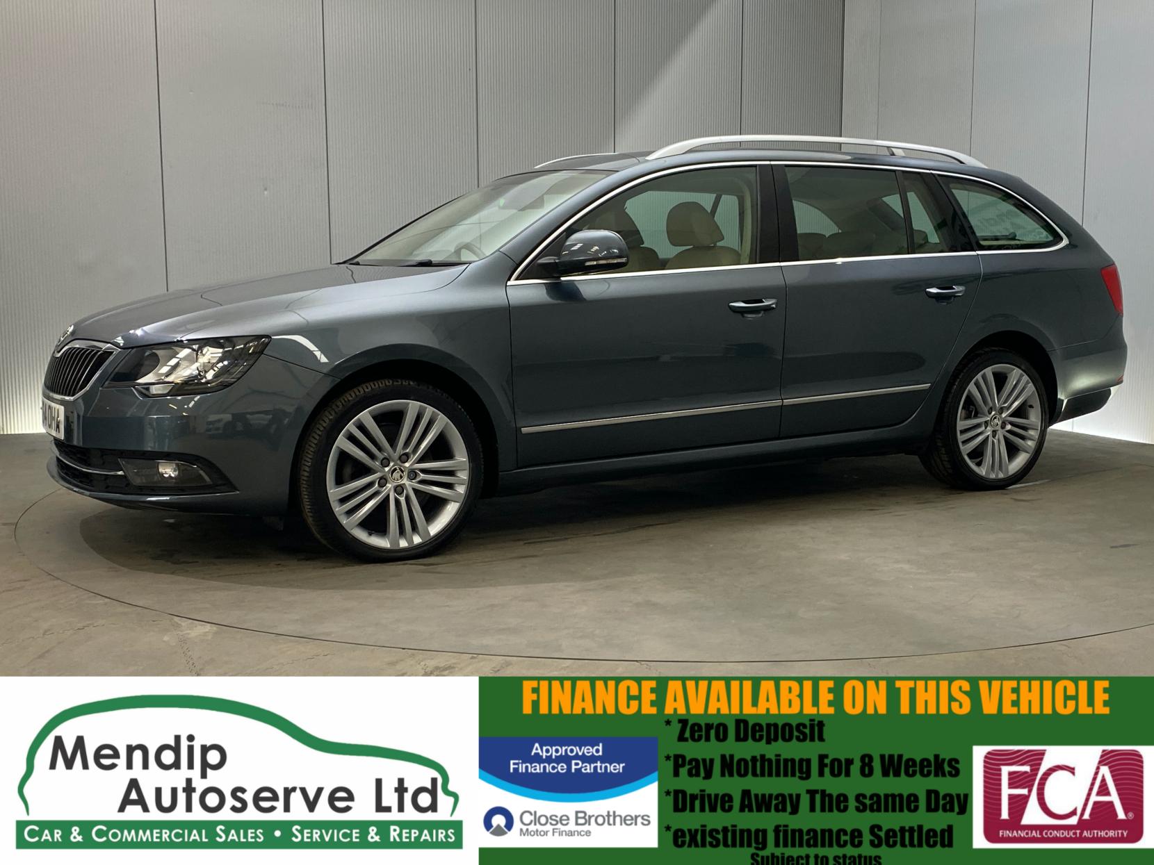 Skoda Superb 2.0 TDI Elegance Estate 5dr Diesel DSG 4WD Euro 5 (s/s) (170 ps)