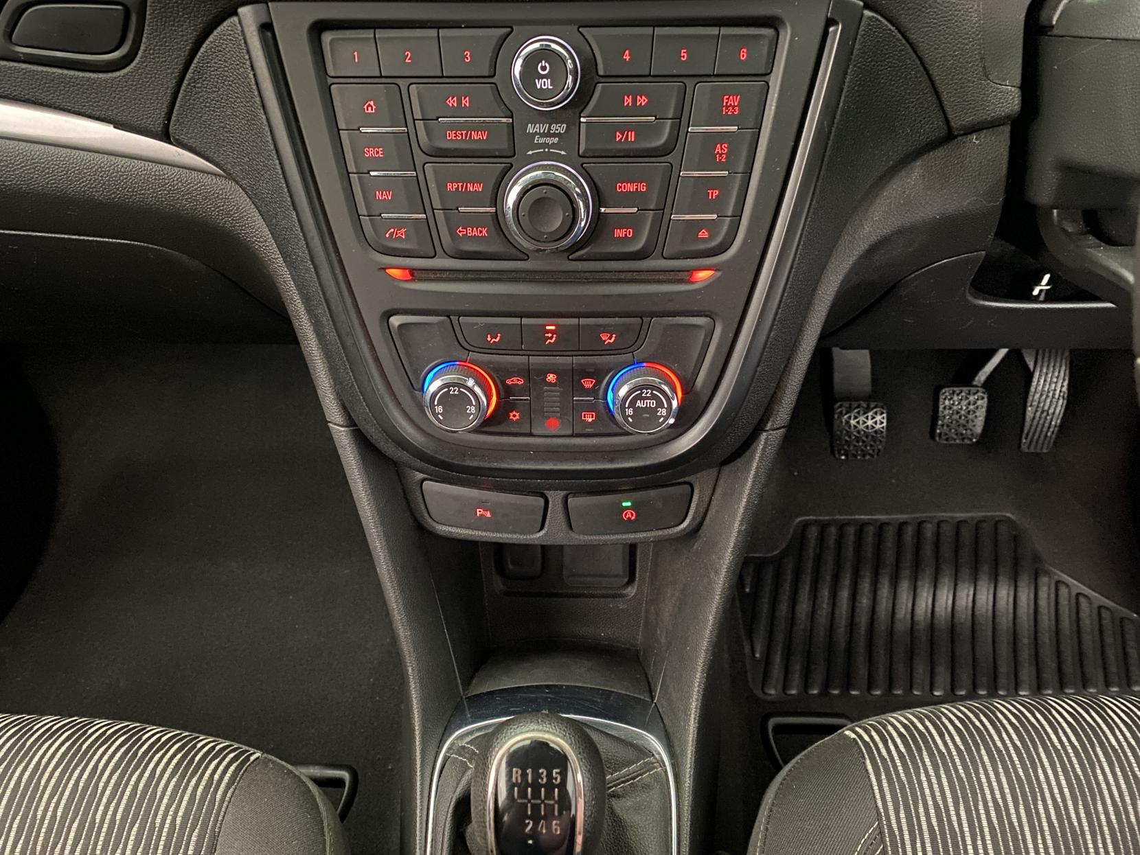 Vauxhall Mokka 1.6 CDTi ecoFLEX Tech Line SUV 5dr Diesel Manual 2WD Euro 6 (s/s) (136 ps)