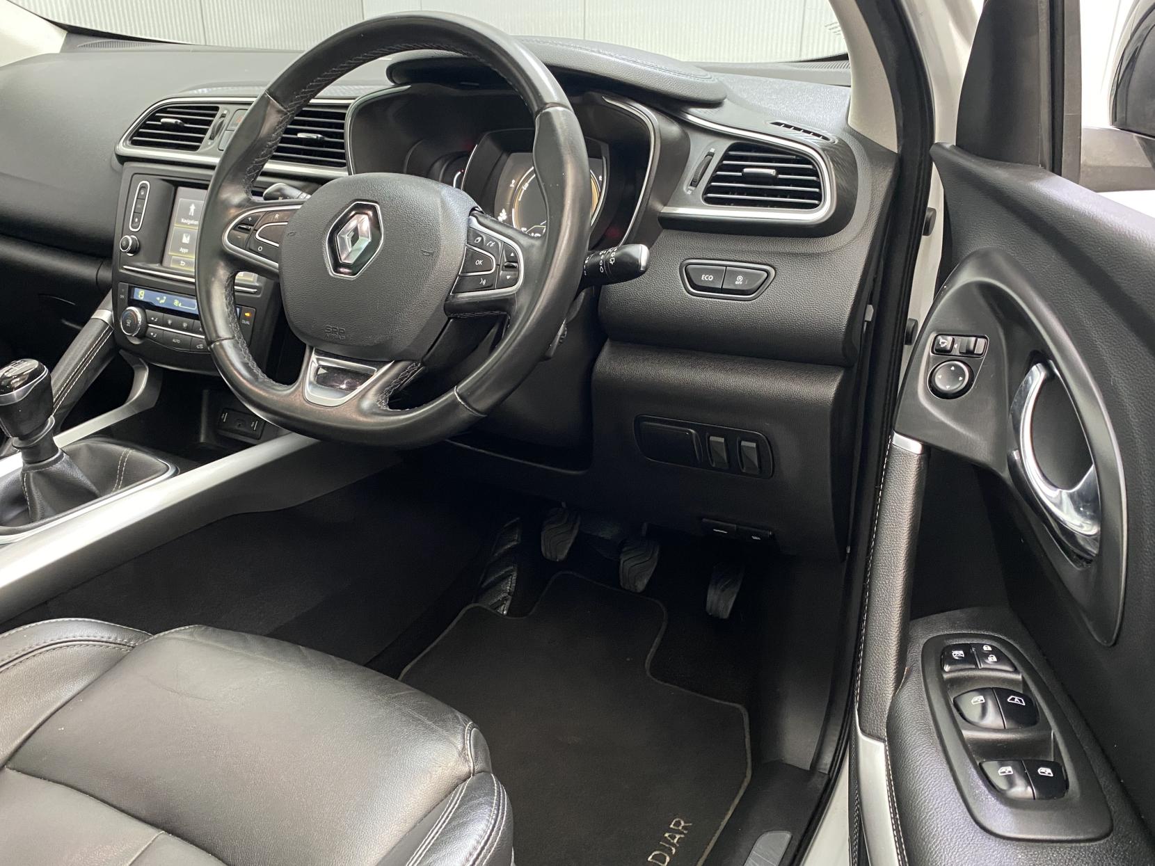 Renault Kadjar 1.5 dCi Signature S Nav SUV 5dr Diesel Manual Euro 6 (s/s) (110 ps)