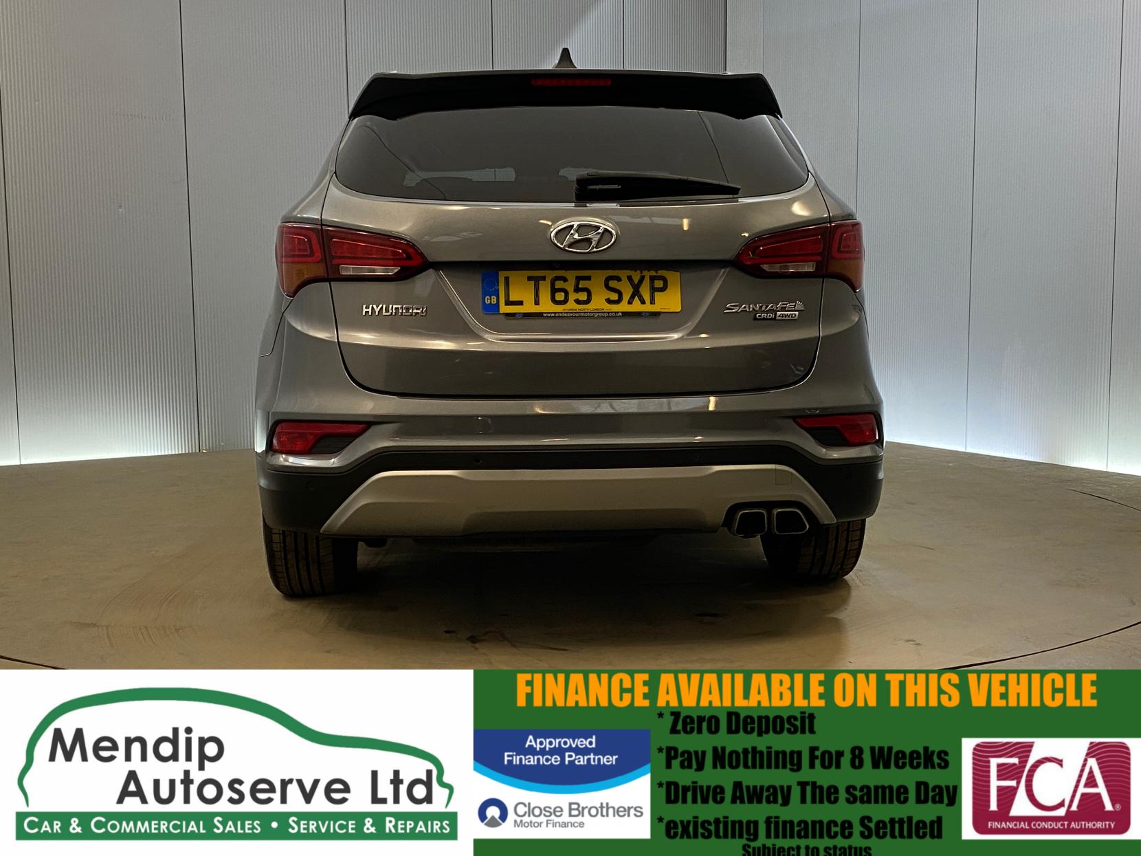 Hyundai Santa Fe 2.2 CRDi Blue Drive Premium SE SUV 5dr Diesel Manual 4WD Euro 6 (s/s) (7 Seat) (200 ps)