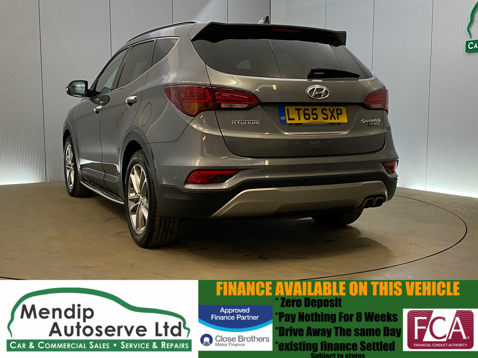 Hyundai Santa Fe 2.2 CRDi Blue Drive Premium SE SUV 5dr Diesel Manual 4WD Euro 6 (s/s) (7 Seat) (200 ps)