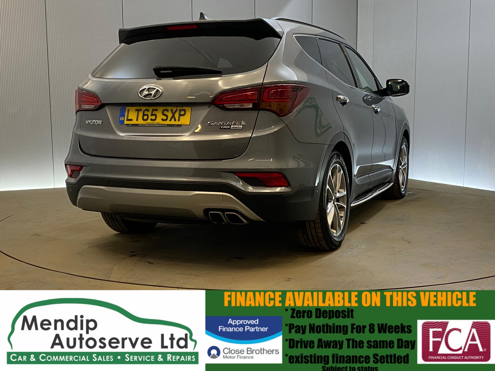 Hyundai Santa Fe 2.2 CRDi Blue Drive Premium SE SUV 5dr Diesel Manual 4WD Euro 6 (s/s) (7 Seat) (200 ps)