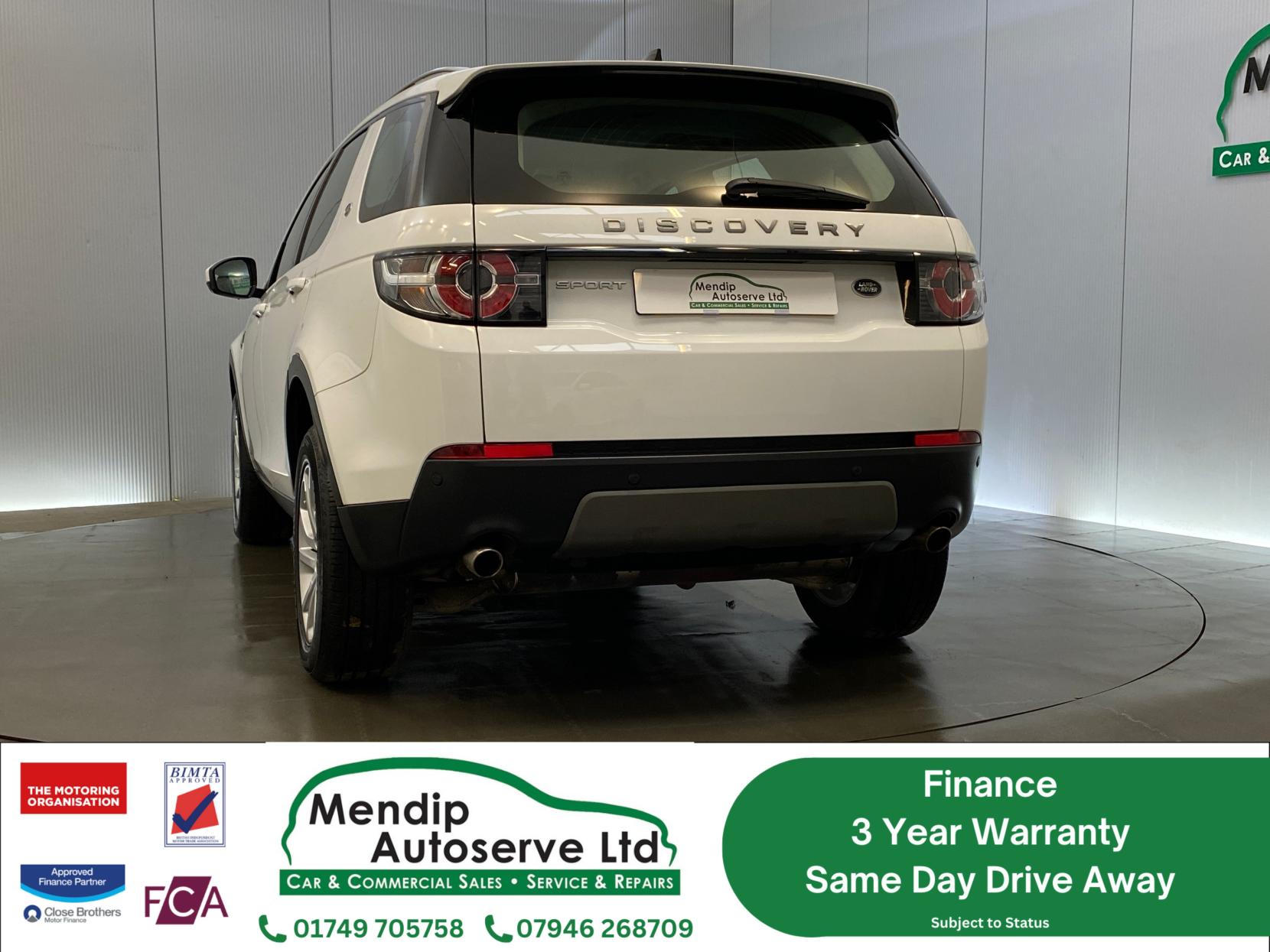Land Rover Discovery Sport 2.0 TD4 SE Tech SUV 5dr Diesel Manual 4WD Euro 6 (s/s) (180 ps)