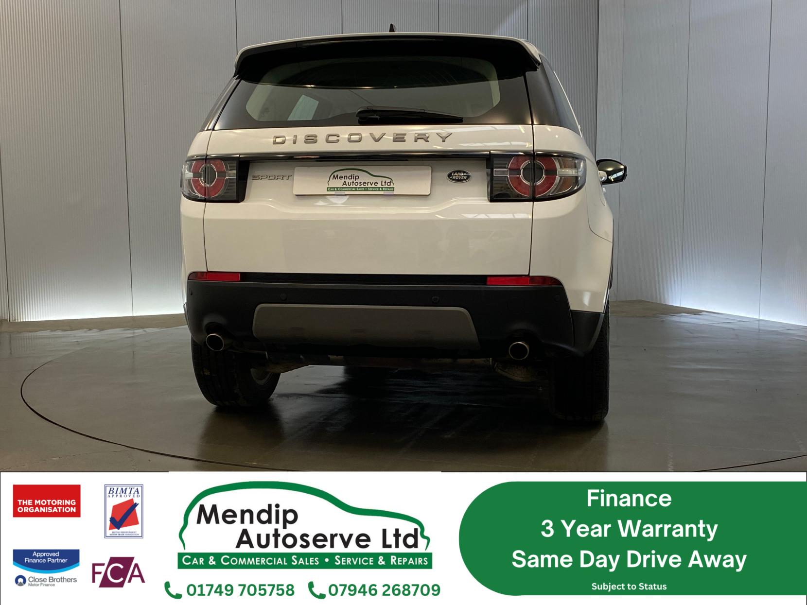 Land Rover Discovery Sport 2.0 TD4 SE Tech SUV 5dr Diesel Manual 4WD Euro 6 (s/s) (180 ps)