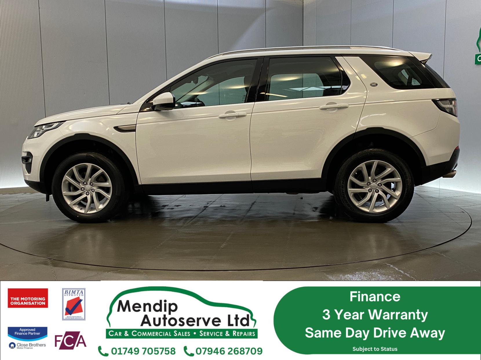 Land Rover Discovery Sport 2.0 TD4 SE Tech SUV 5dr Diesel Manual 4WD Euro 6 (s/s) (180 ps)